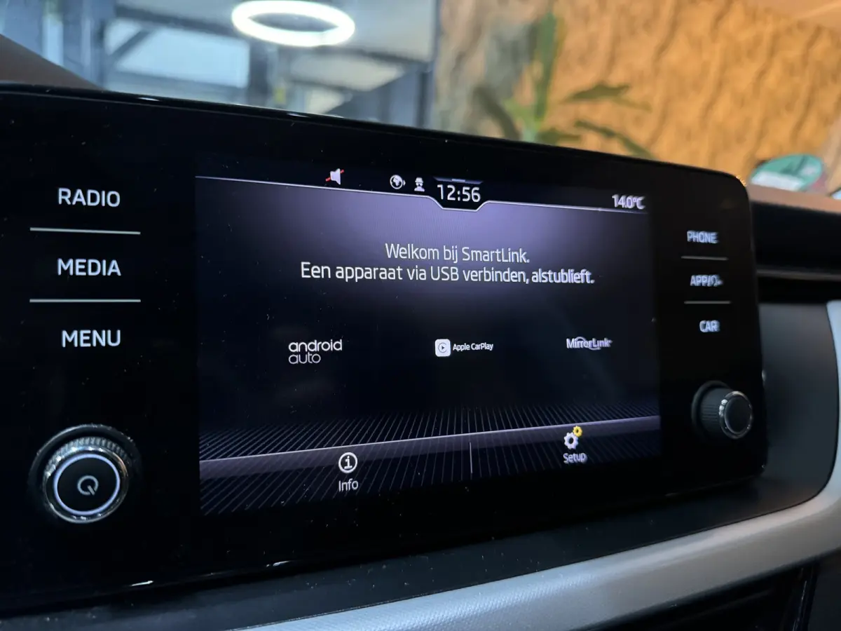 1.0 TSI Style Garantie|Automaat|Keyless|CarPlay|StoelVW|Lane Assist|Xenon|Rijklaar