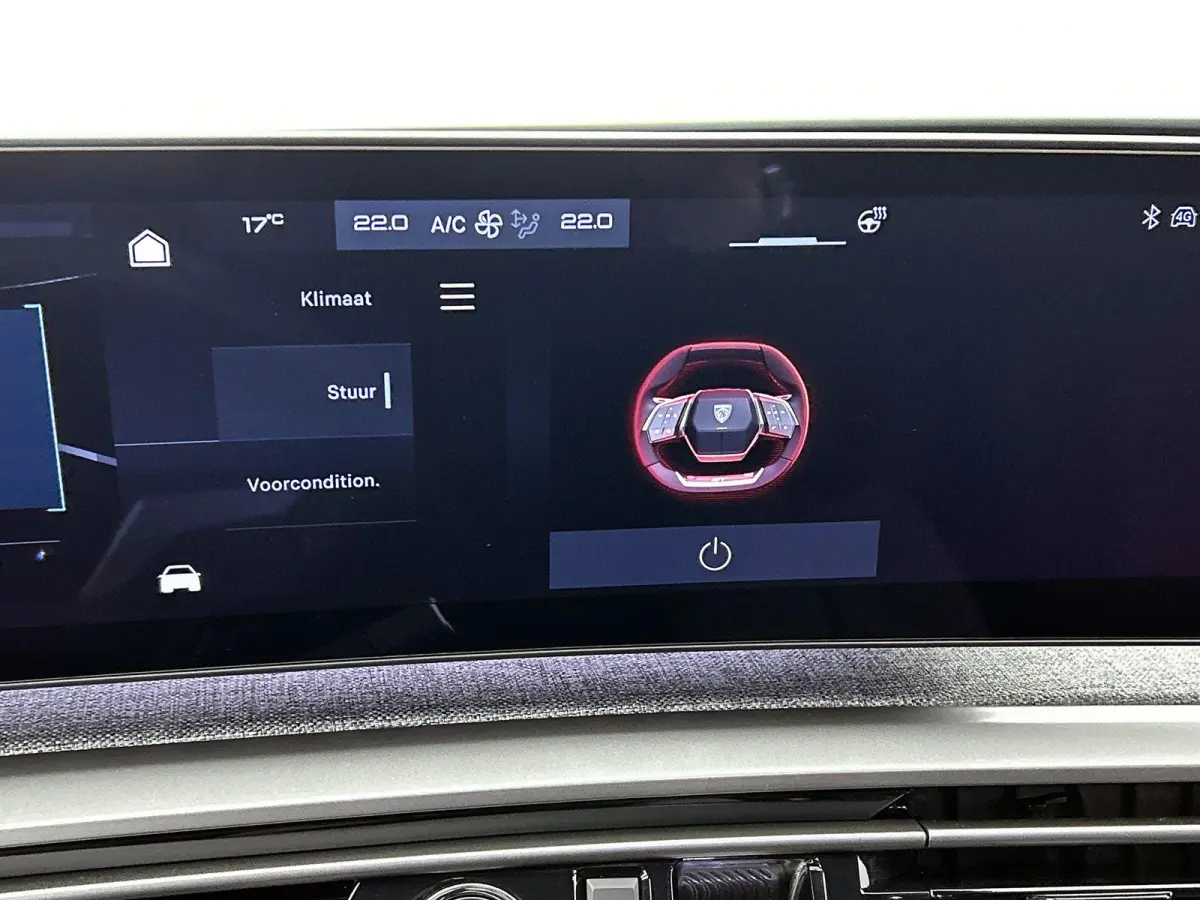 SUV Allure Avantage 73 kWh 210pk | Accu 95% | 526km WLTP Actieradius | Navigatie | 360° Camera | Stuurverwarming | Adaptieve Cruise Control | Climate Control | Parkeersensoren v+a | Dodehoe