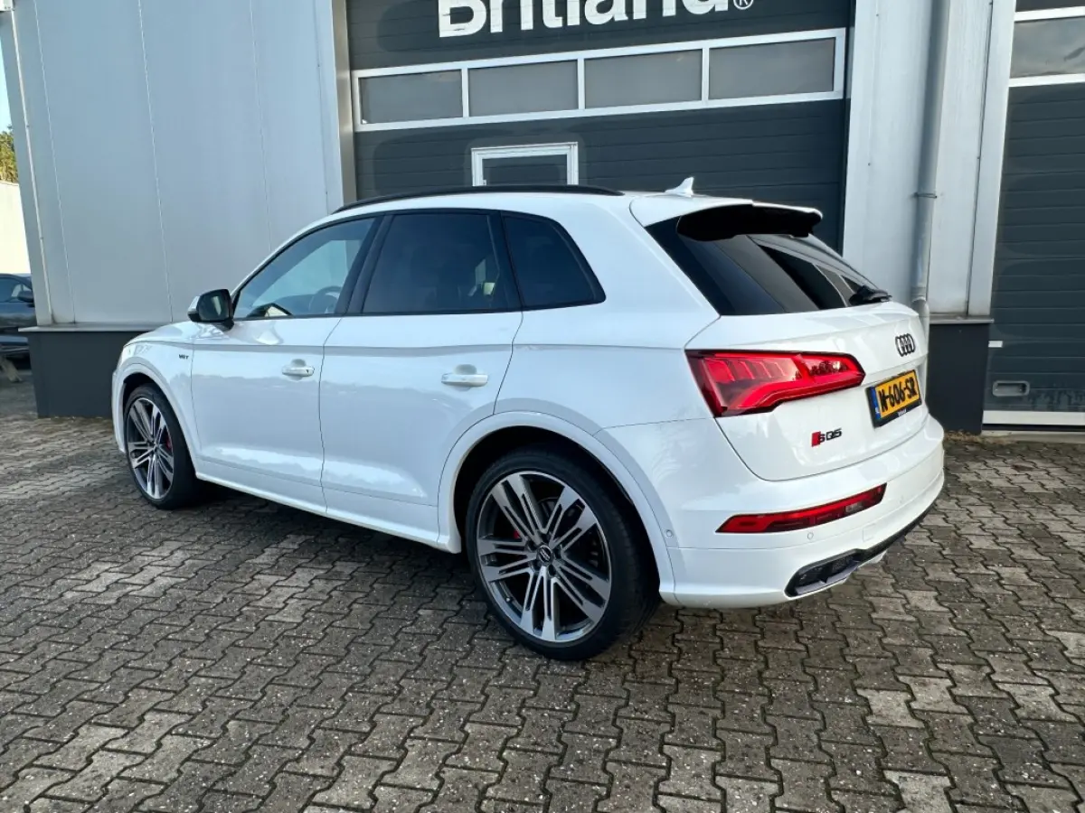 Sq5 3.0 TFSI 354pk Quattro bj2018 *Pano *Luchtvering *Adaptive *Massage *21inch