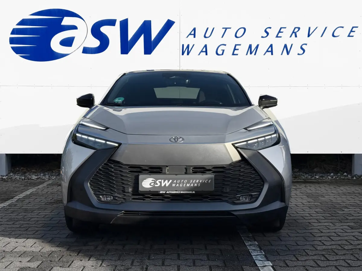 1.8 Hybrid 140 First Edition | ACC | CarPlay | Elek. Achterklep | Camera | 18 inch