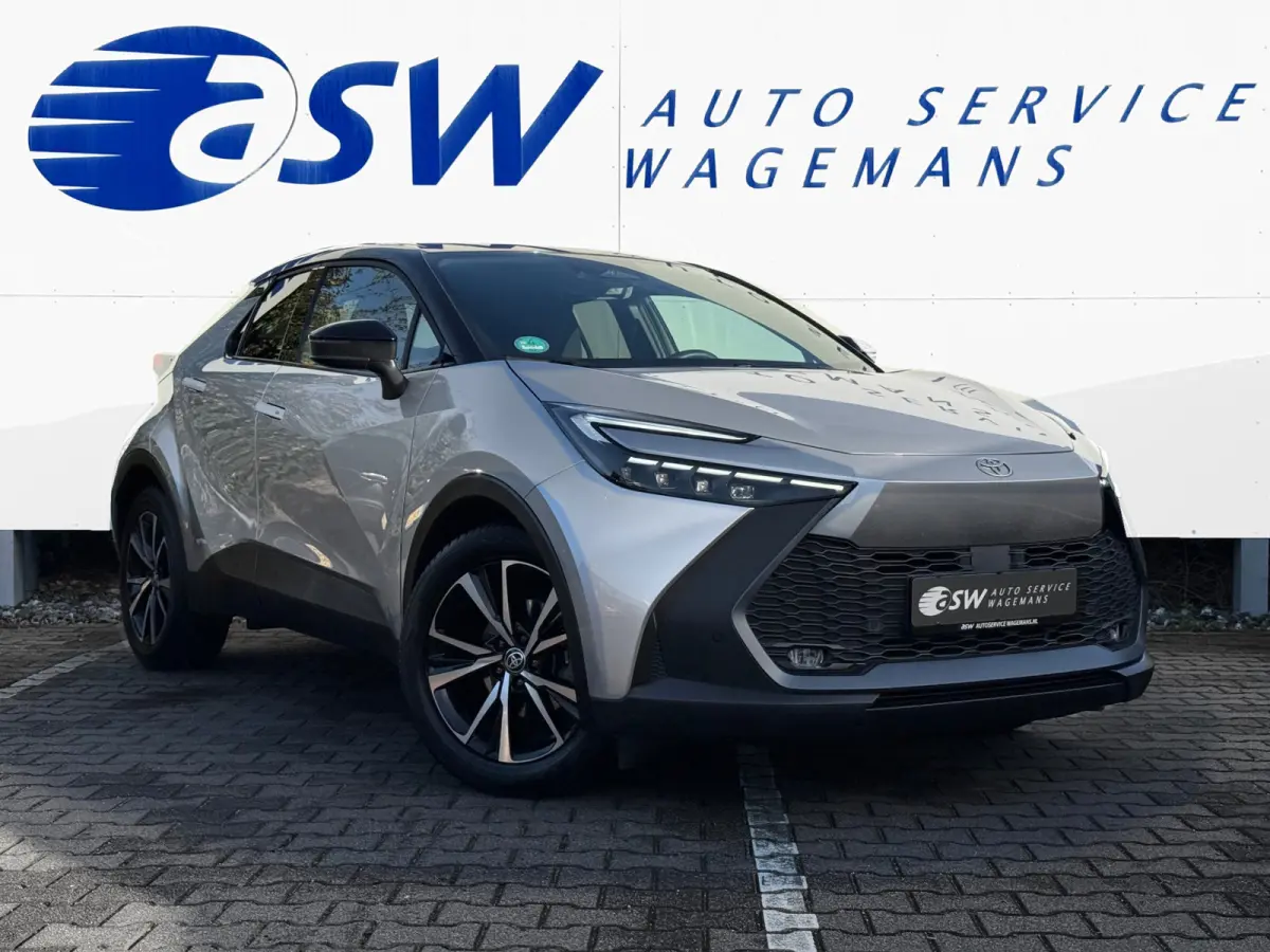 1.8 Hybrid 140 First Edition | ACC | CarPlay | Elek. Achterklep | Camera | 18 inch