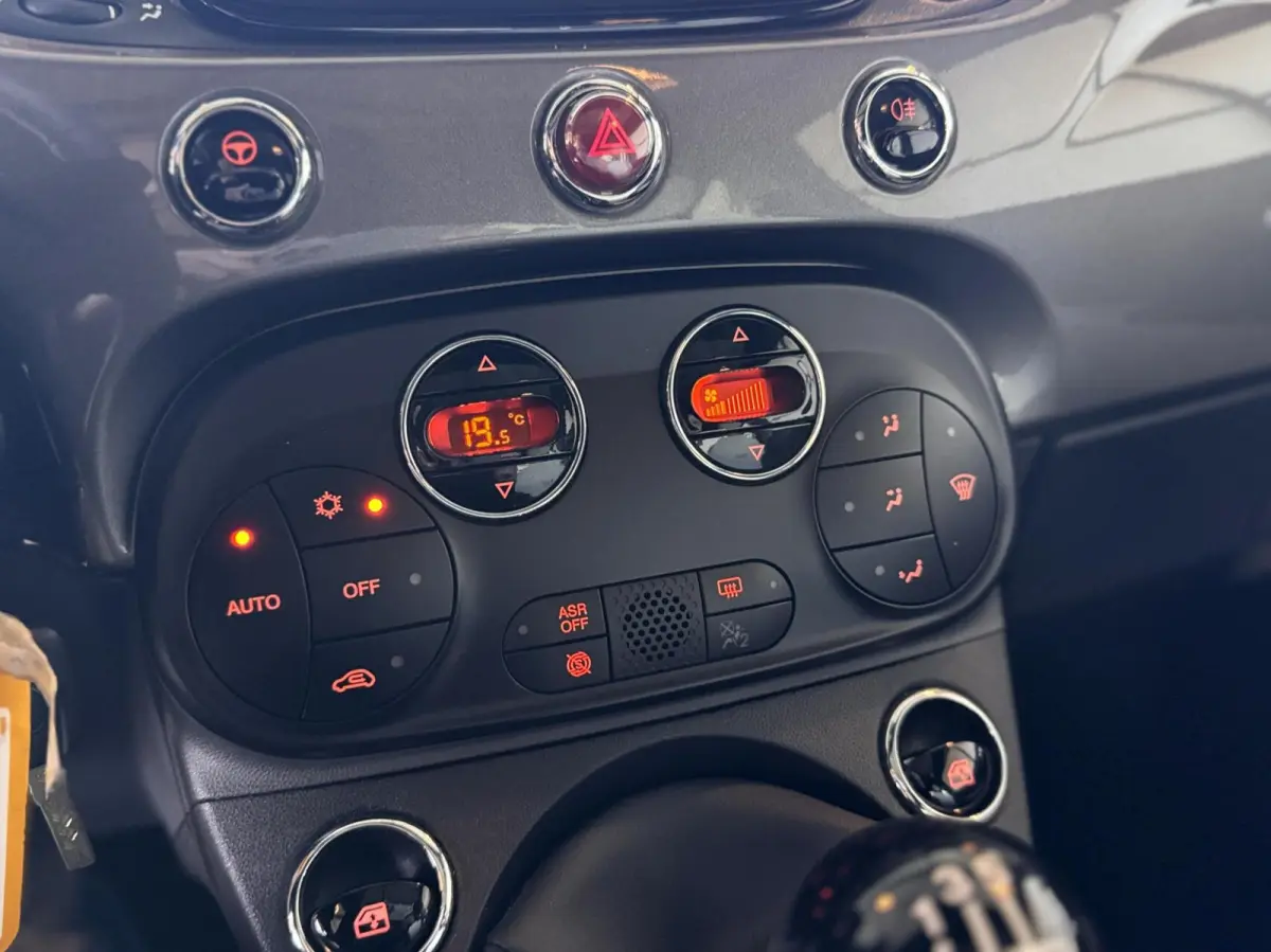 1.0 Hybrid Dolcevita|Panoramadak|Cruise Control|ECC|
