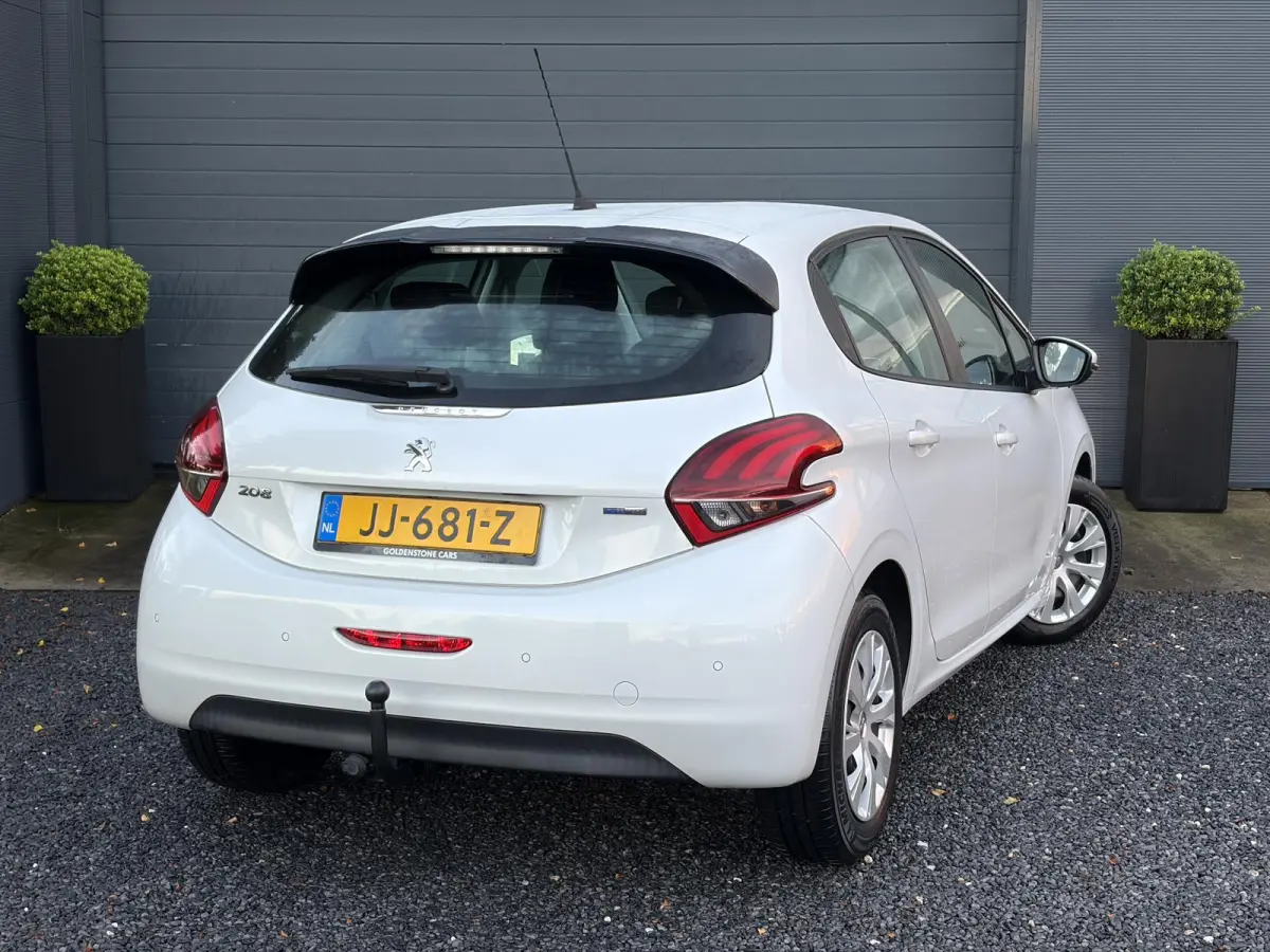 1.2 PureTech Blue Lion ✓2 Eigenaar✓Navi✓Carplay✓Trekhaak✓Airco✓Cruise✓Pdc✓N.A.P✓Weinig Km✓Apk tot 12-2027