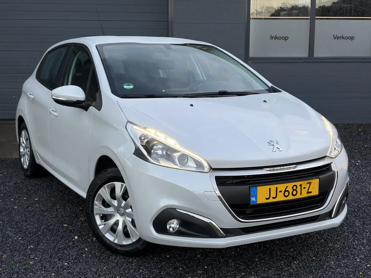 1.2 PureTech Blue Lion ✓2 Eigenaar✓Navi✓Carplay✓Trekhaak✓Airco✓Cruise✓Pdc✓N.A.P✓Weinig Km✓Apk tot 12-2027