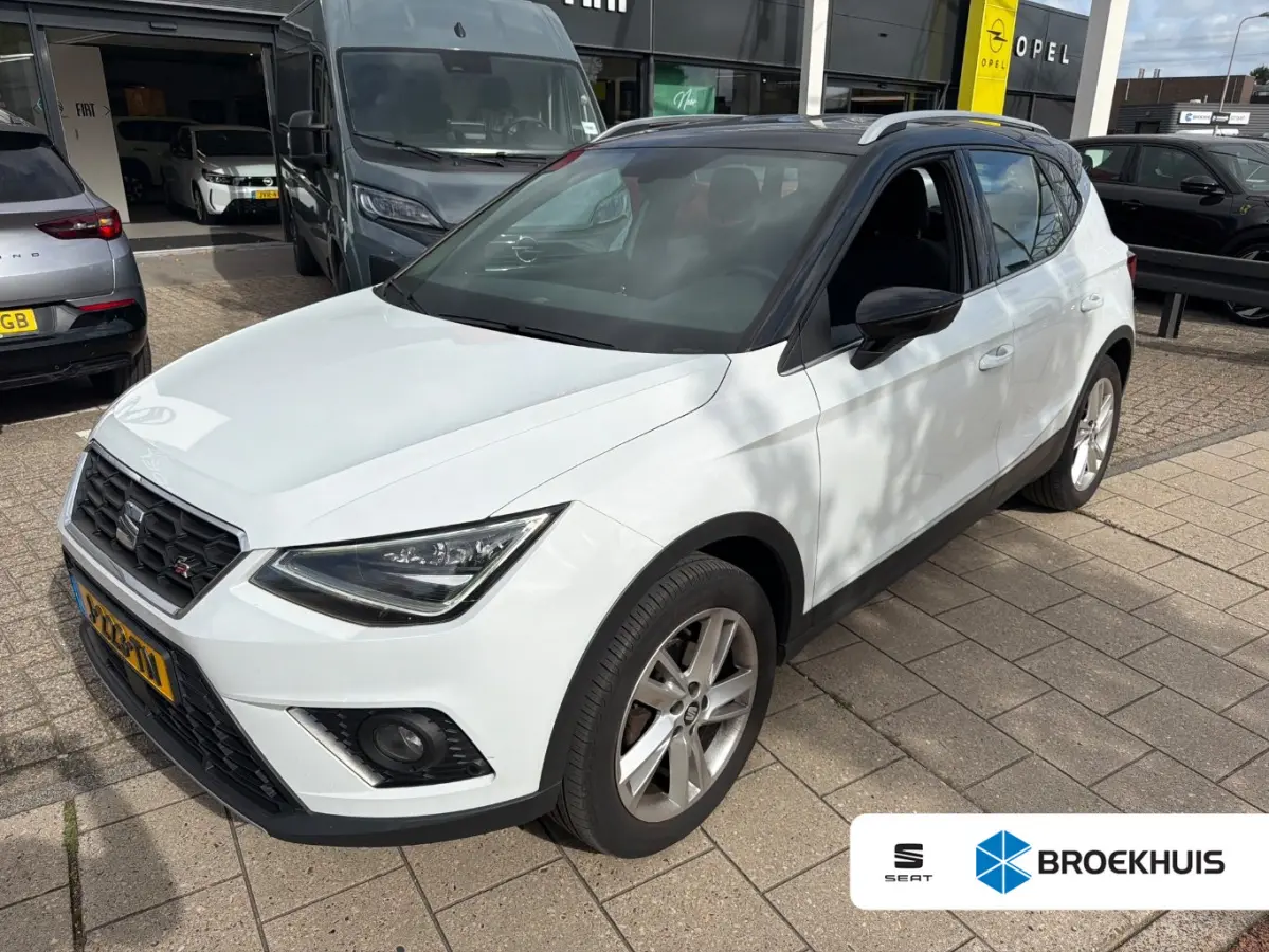 1.0 TSI 7-DSG Autom. Xcellence Business Intense l Full LED l Trekhaak l Stoelverwarming l Camera l Parkeersensoren l Navigatie l Cr Control l