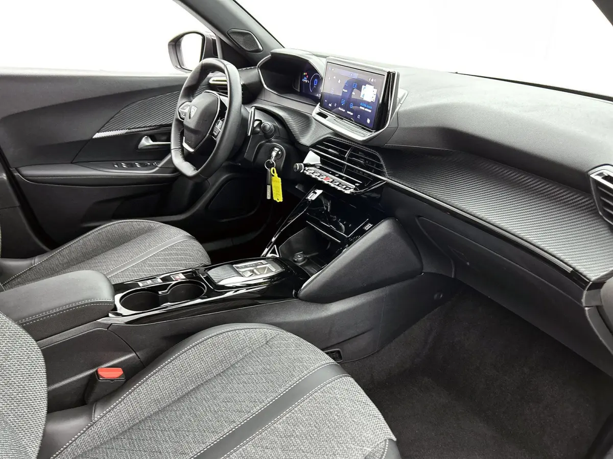SUV Allure Hybrid 145pk Automaat | Navigatie | 360° Camera | Climate Control | Adaptieve Cruise Control | Parkeersensoren v+a | Dodehoeksensor | Draadloze Apple Carplay / Android Auto | Dig