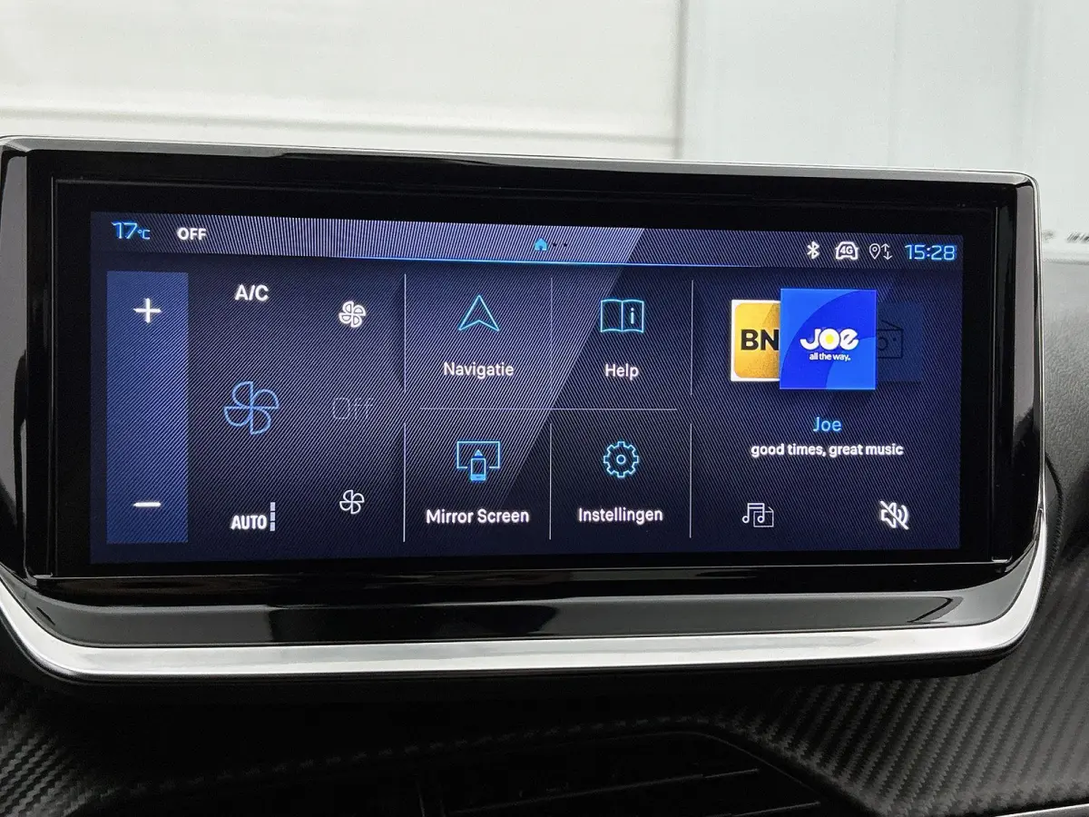 SUV Allure Hybrid 145pk Automaat | Navigatie | 360° Camera | Climate Control | Adaptieve Cruise Control | Parkeersensoren v+a | Dodehoeksensor | Draadloze Apple Carplay / Android Auto | Dig