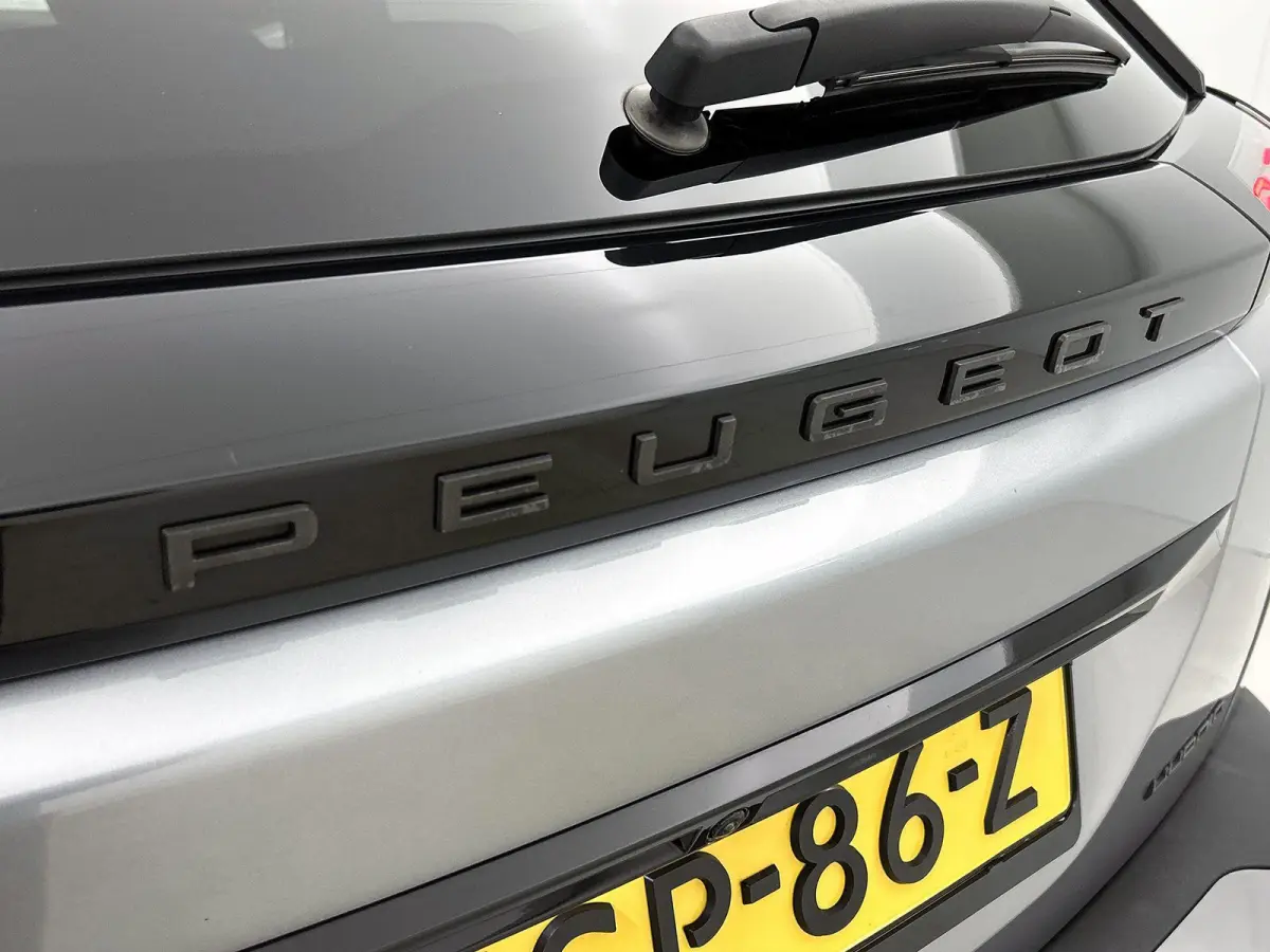 SUV Allure Hybrid 145pk Automaat | Navigatie | 360° Camera | Climate Control | Adaptieve Cruise Control | Parkeersensoren v+a | Dodehoeksensor | Draadloze Apple Carplay / Android Auto | Dig