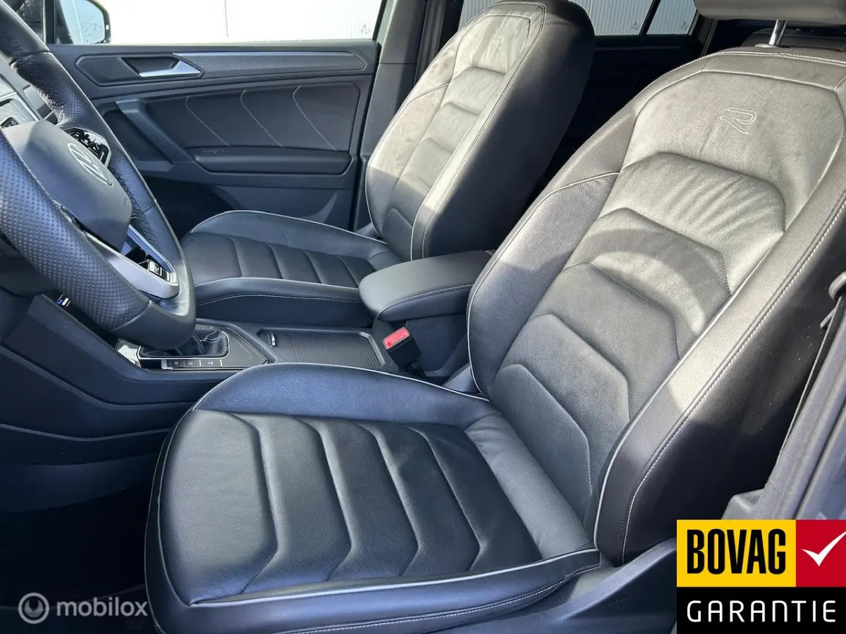 1.4 TSI eHybrid R-Line Business+ Black style