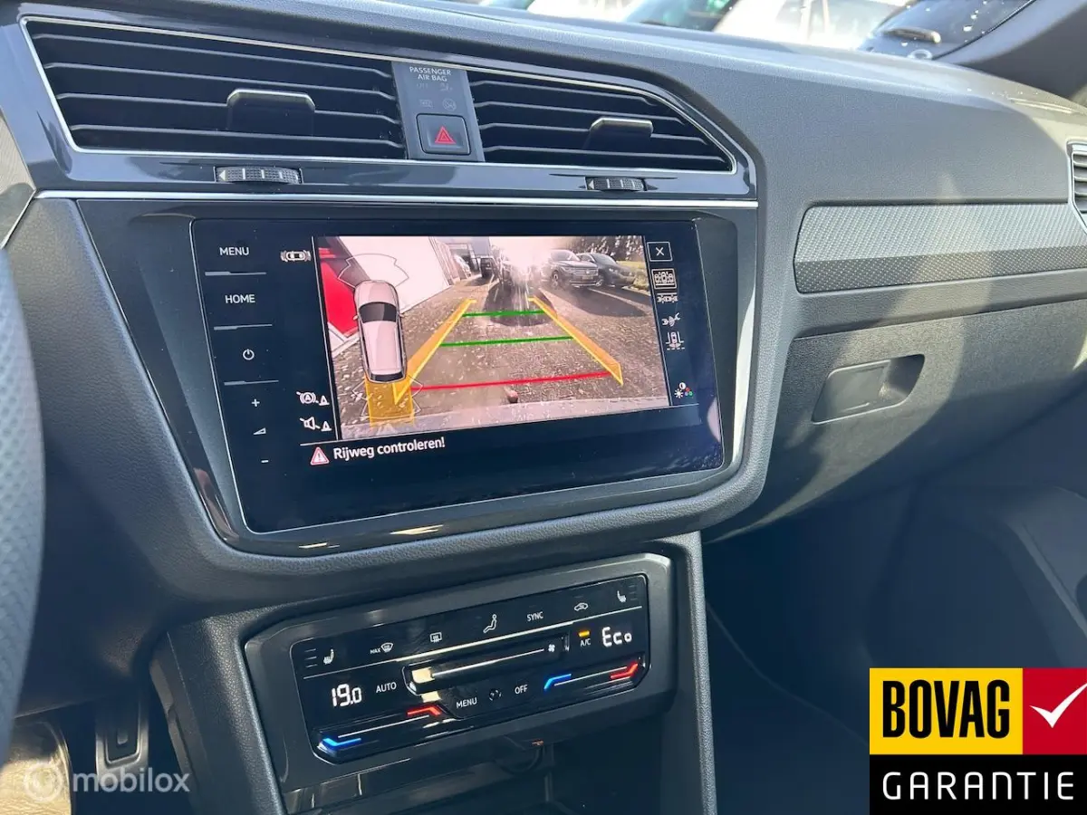 1.4 TSI eHybrid R-Line Business+ Black style