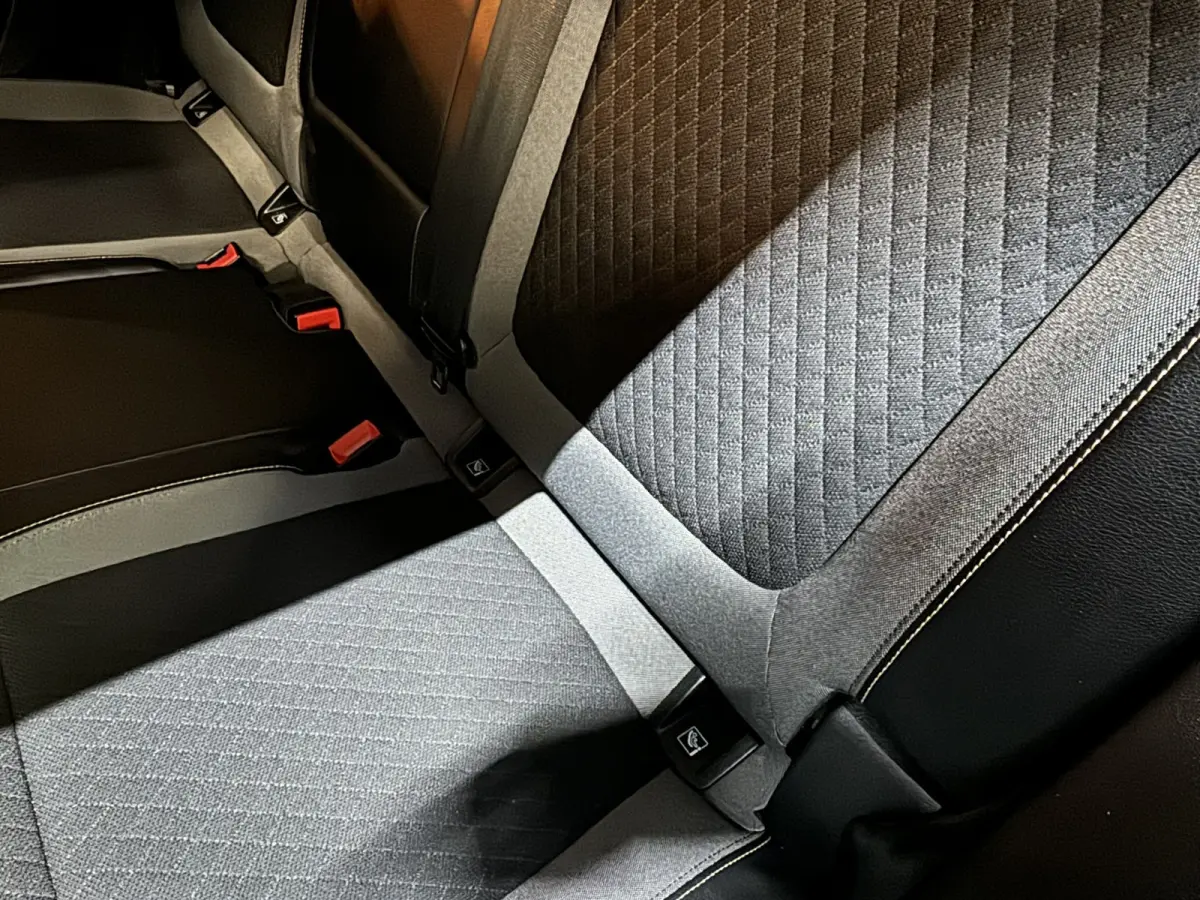 1.6 Turbo Innovation 181PK Garantie|Carplay|Camera|Cruise|Navi|LED|Lane Assist|Dealer onderhouden|Rijklaar