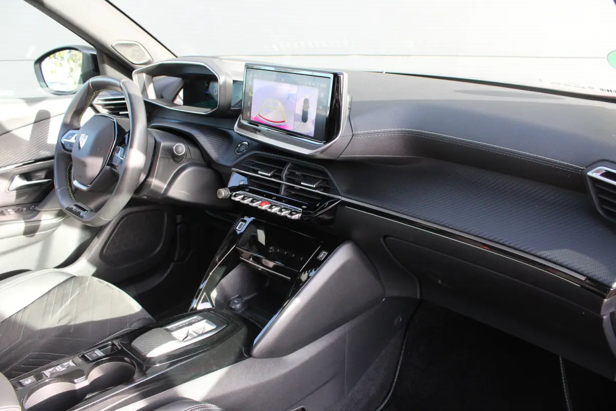 EV GT 54 kWh | Fase 3 laden | Luxe stoelen | Massage | Navigatie | Camera voor + achter | Adaptieve cruise control |