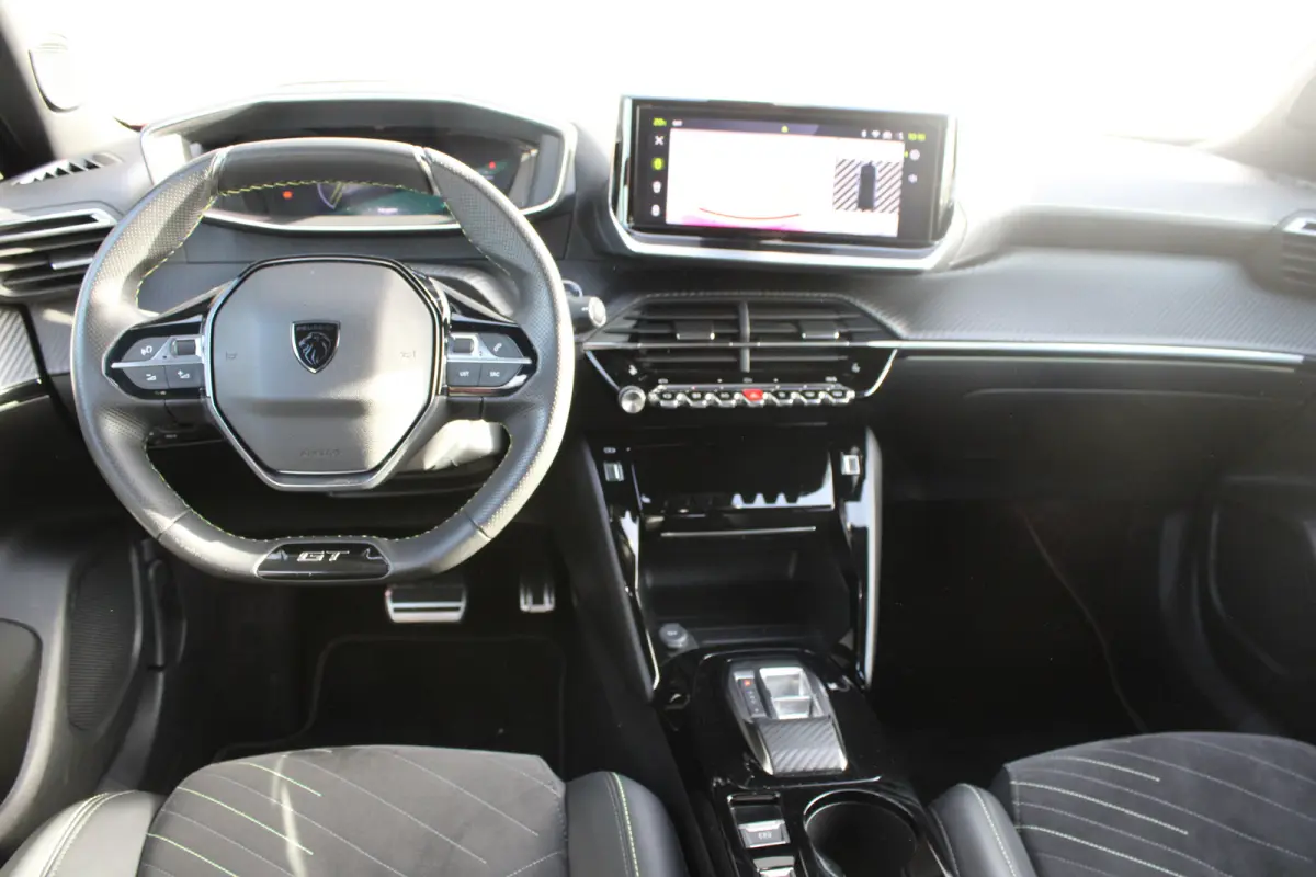 EV GT 54 kWh | Fase 3 laden | Luxe stoelen | Massage | Navigatie | Camera voor + achter | Adaptieve cruise control |
