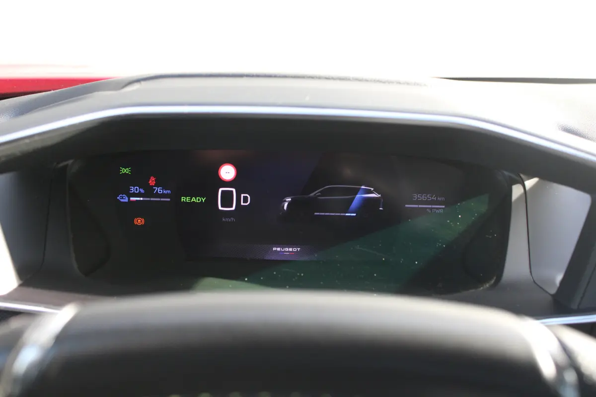 EV GT 54 kWh | Fase 3 laden | Luxe stoelen | Massage | Navigatie | Camera voor + achter | Adaptieve cruise control |