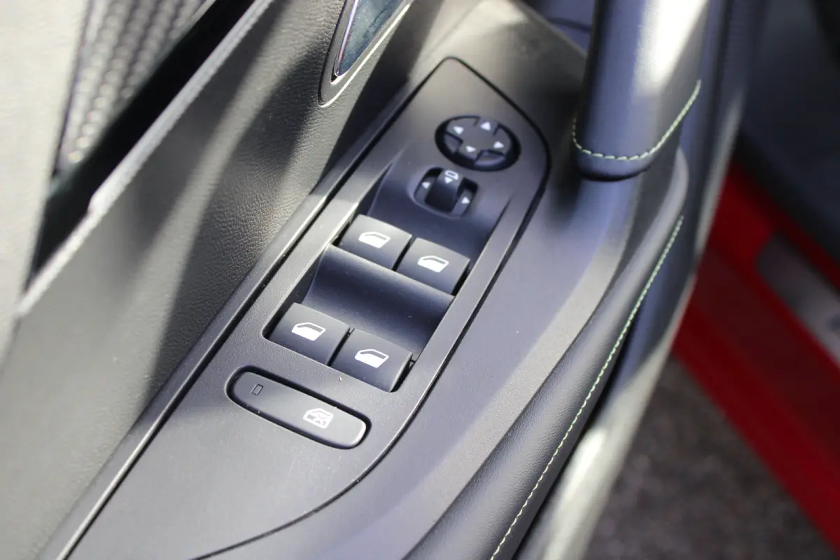 EV GT 54 kWh | Fase 3 laden | Luxe stoelen | Massage | Navigatie | Camera voor + achter | Adaptieve cruise control |
