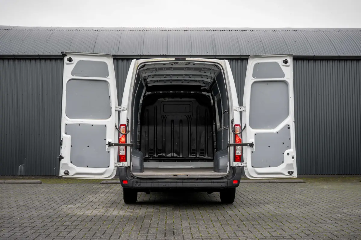 **2.3 CDTI FWD L2H2 | 3-Zits | 1e Eigenaar | Cruise | Airco**