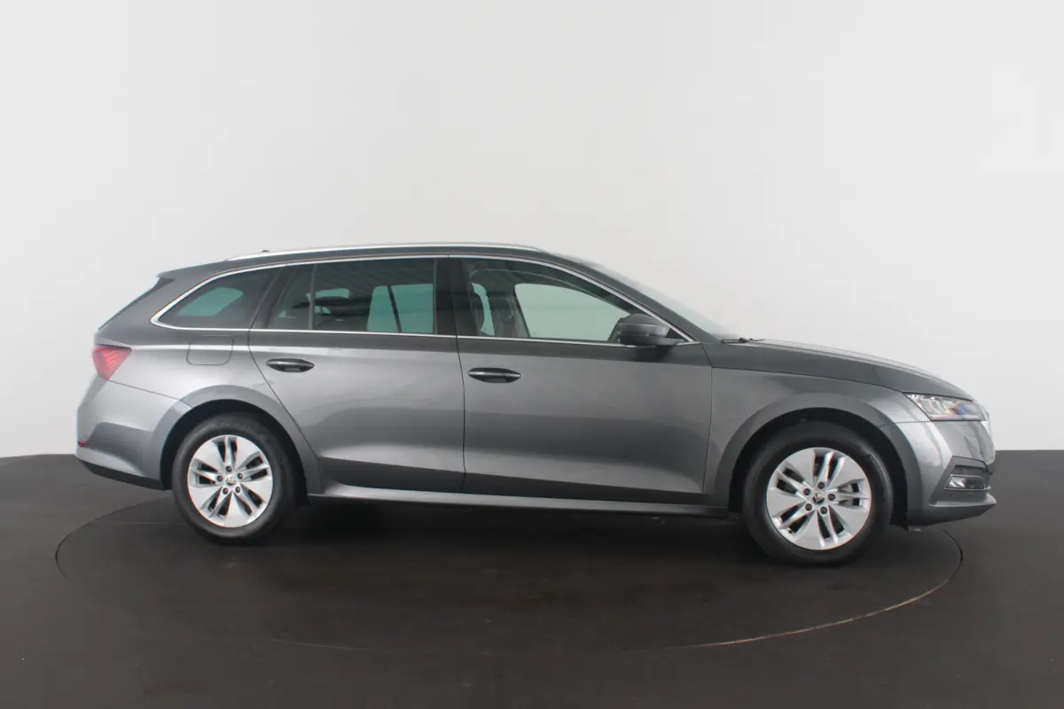 1.0 TSI Business Edition > Trekhaak/Camera/Stoelverwarming/Graphite Grey Metallic