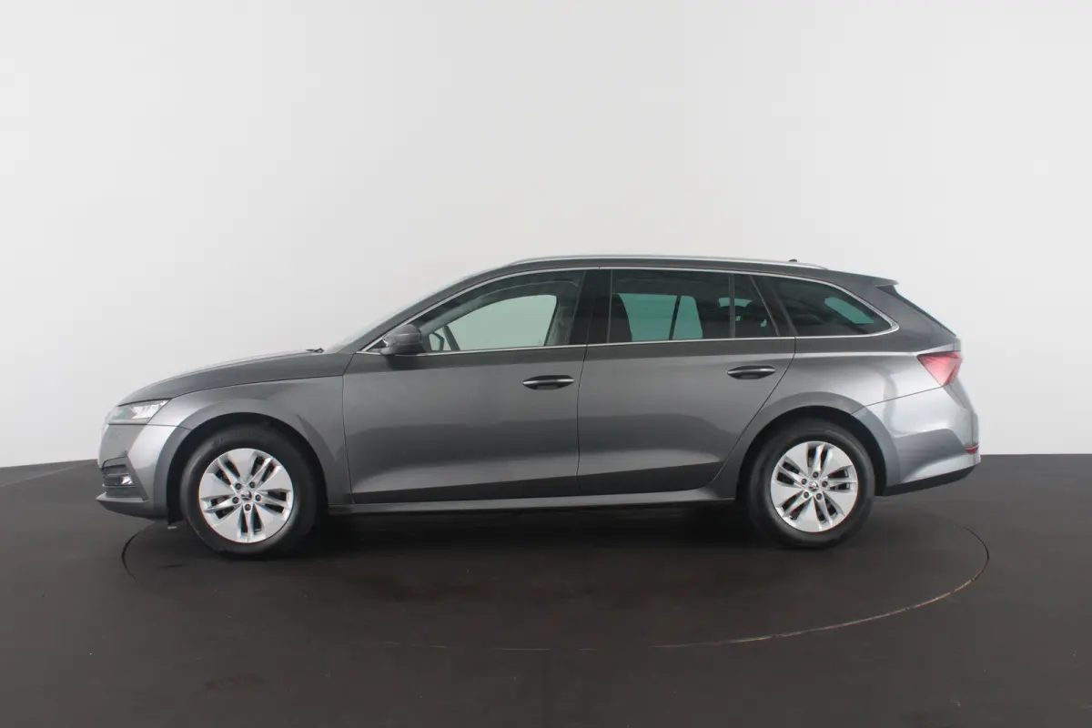 1.0 TSI Business Edition > Trekhaak/Camera/Stoelverwarming/Graphite Grey Metallic
