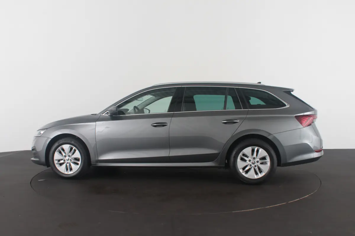 1.0 TSI Business Edition > Trekhaak/Camera/Stoelverwarming/Graphite Grey Metallic