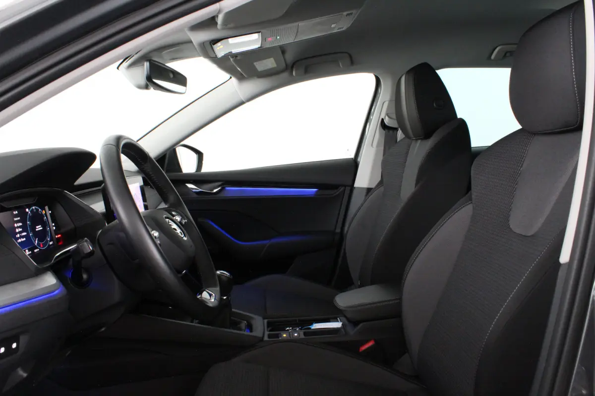1.0 TSI Business Edition > Trekhaak/Camera/Stoelverwarming/Graphite Grey Metallic