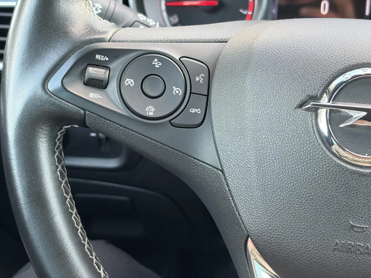 1.4 Innovation ✓Trekhaak✓Camera✓Carplay✓Navi✓Recent beurt gehad✓150pk✓Keyless✓Halfleder✓6 Bak✓Rijstrooksensor✓Dodehoeksensor✓Pdc V+A✓Lm velgen✓Clima✓Cruise✓N.