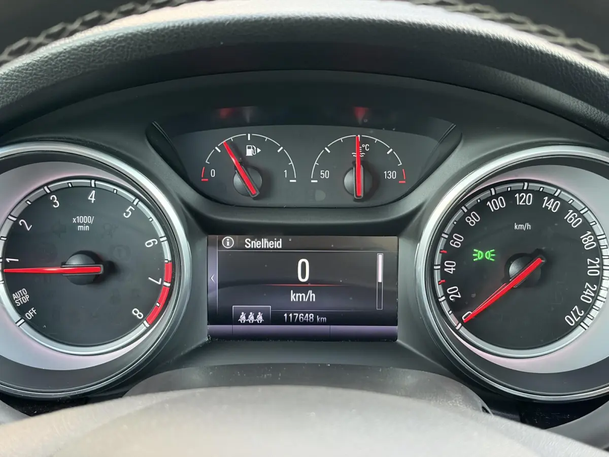 1.4 Innovation ✓Trekhaak✓Camera✓Carplay✓Navi✓Recent beurt gehad✓150pk✓Keyless✓Halfleder✓6 Bak✓Rijstrooksensor✓Dodehoeksensor✓Pdc V+A✓Lm velgen✓Clima✓Cruise✓N.