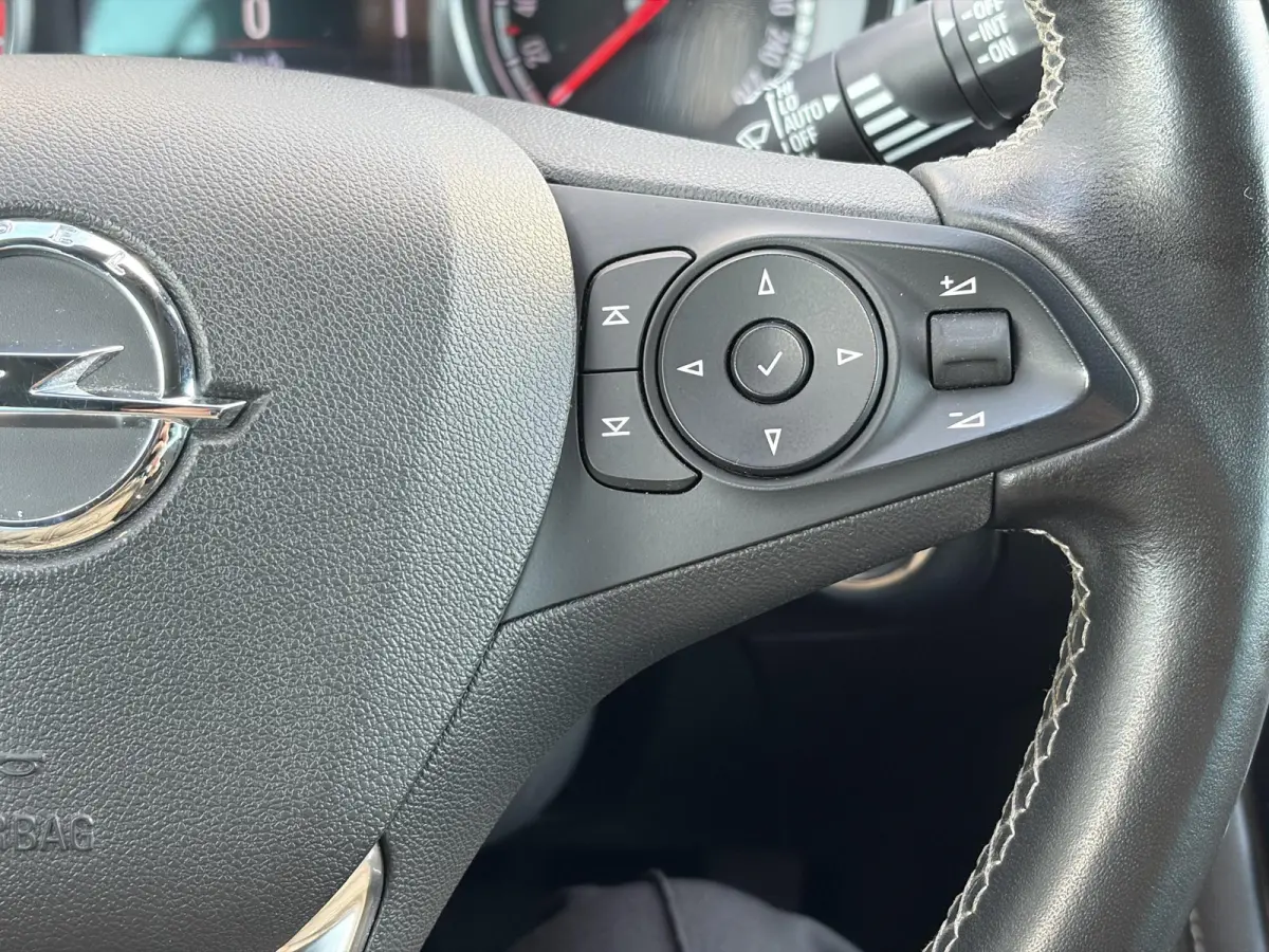 1.4 Innovation ✓Trekhaak✓Camera✓Carplay✓Navi✓Recent beurt gehad✓150pk✓Keyless✓Halfleder✓6 Bak✓Rijstrooksensor✓Dodehoeksensor✓Pdc V+A✓Lm velgen✓Clima✓Cruise✓N.