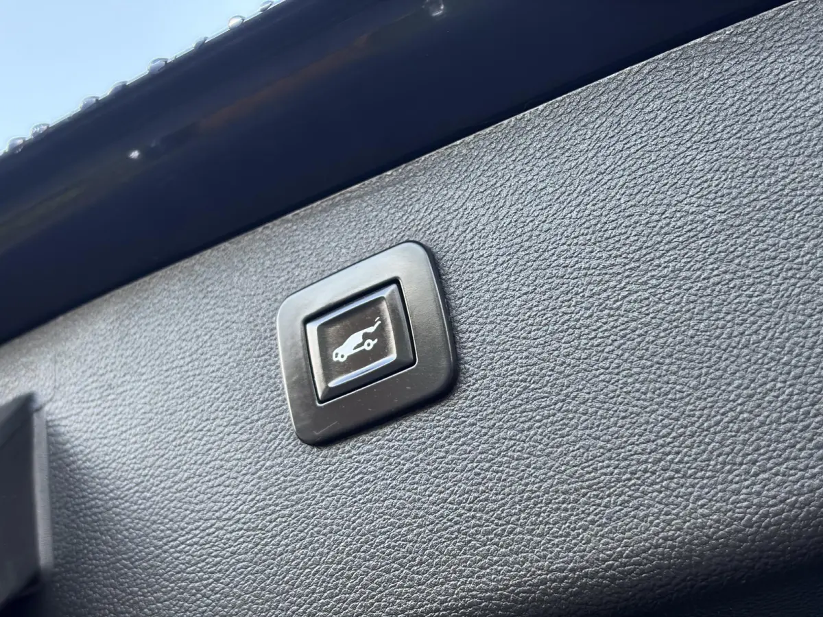 1.4 Innovation ✓Trekhaak✓Camera✓Carplay✓Navi✓Recent beurt gehad✓150pk✓Keyless✓Halfleder✓6 Bak✓Rijstrooksensor✓Dodehoeksensor✓Pdc V+A✓Lm velgen✓Clima✓Cruise✓N.