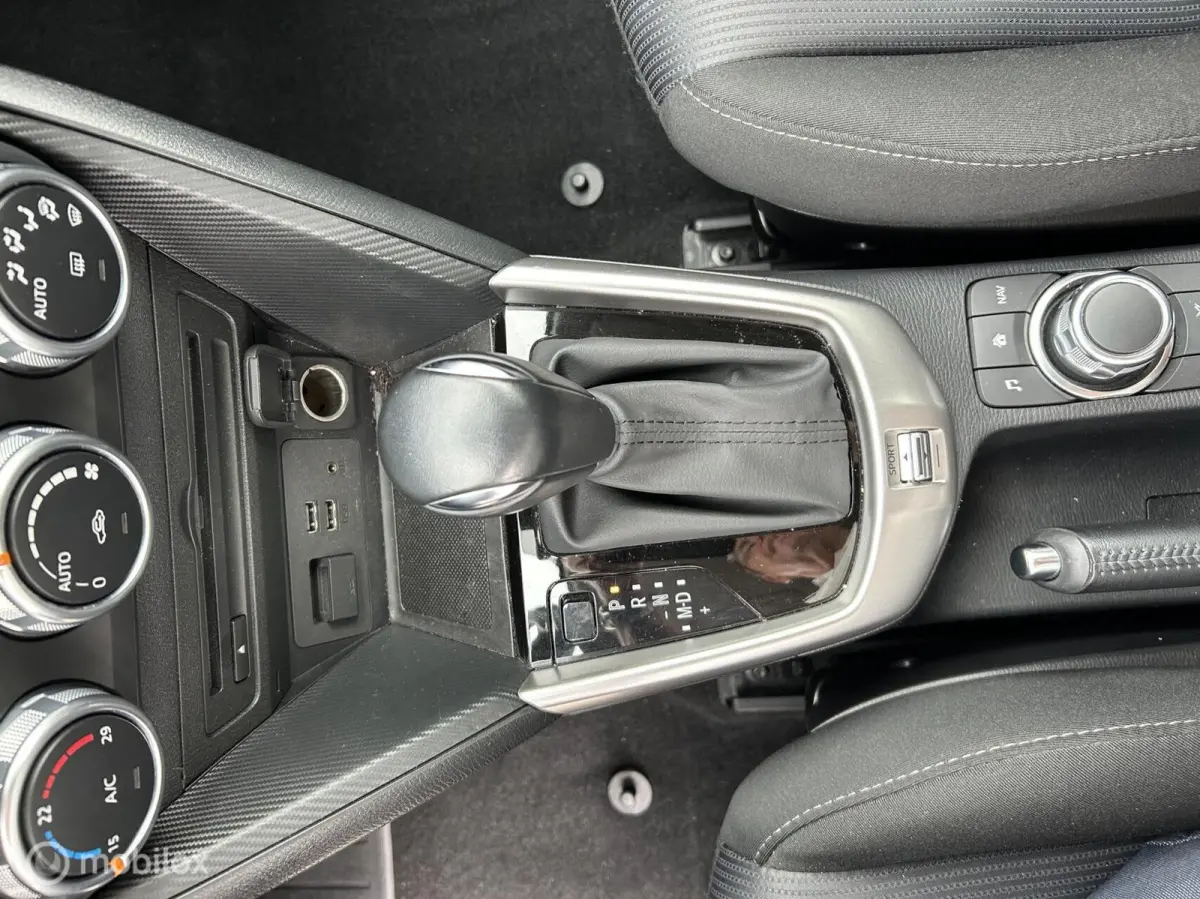 2.0 SkyActiv-G 120 TS+ Navigatie. Trekhaak