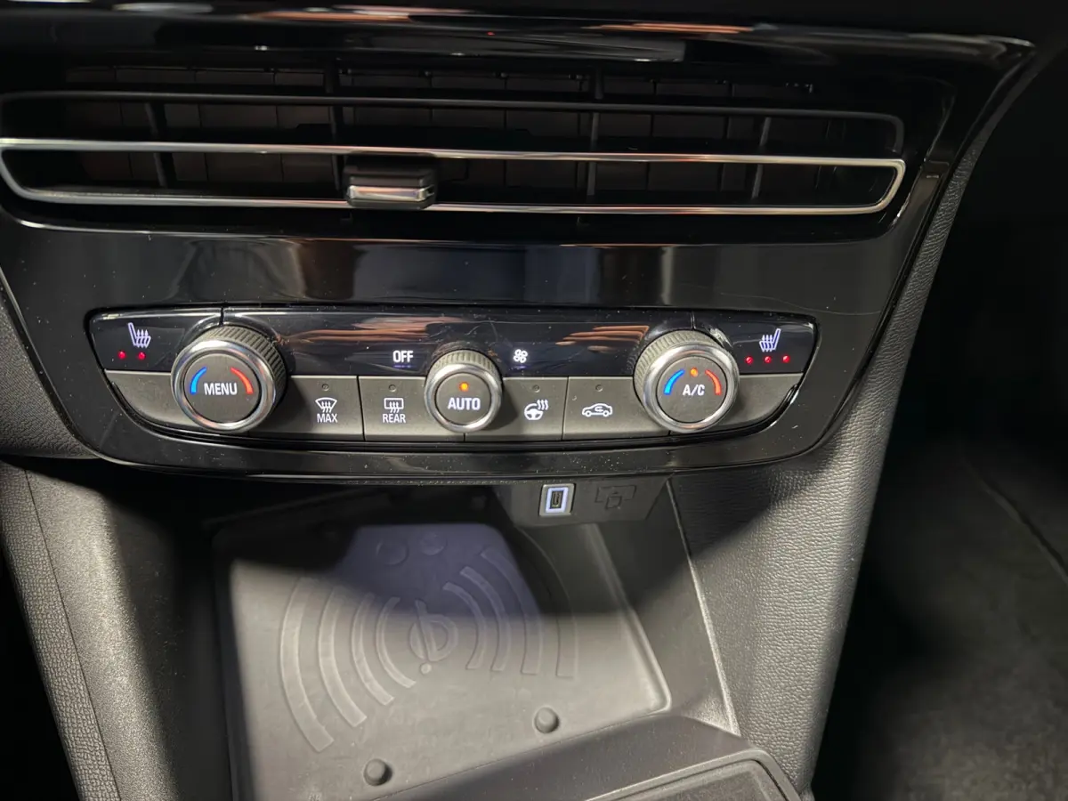 1.2 Turbo GS automaat | CAR PLAY | CAMERA | CRUISE | LED |