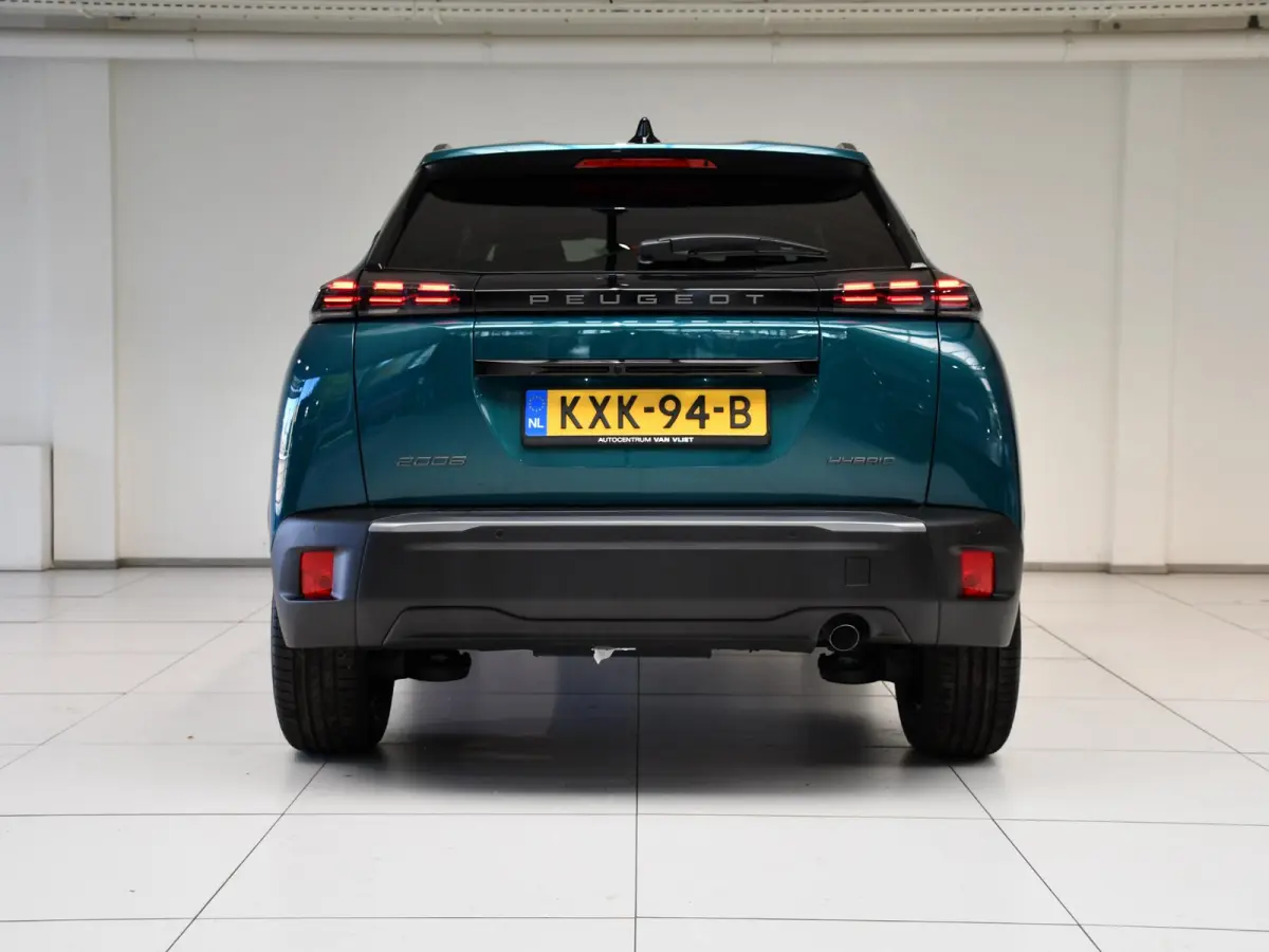 1.2 Hybrid 110 Allure Leverbaar per januari 2027