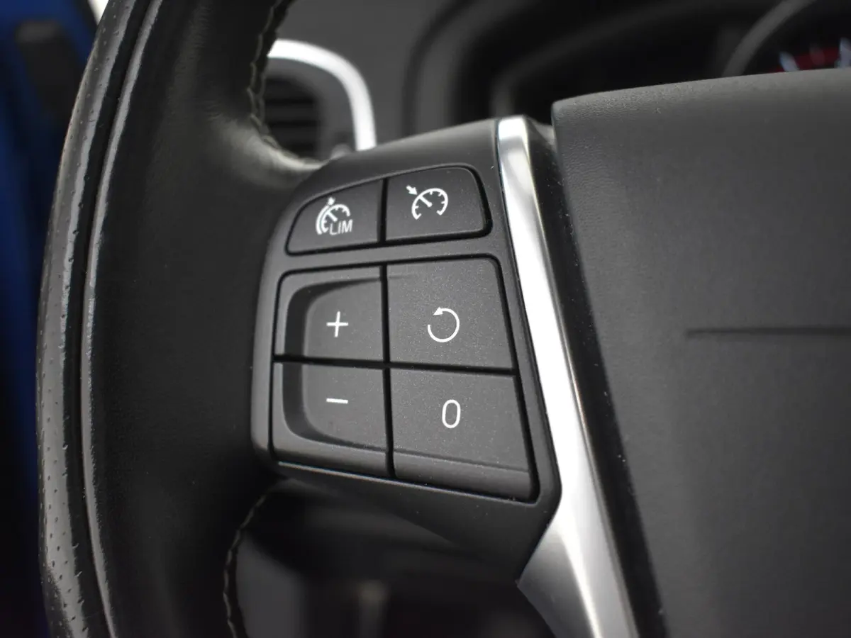 1.5 T3 Polar+ Sport 152pk AUTO | Achteruitrijcamera | Audio installatie premium | Cruise control