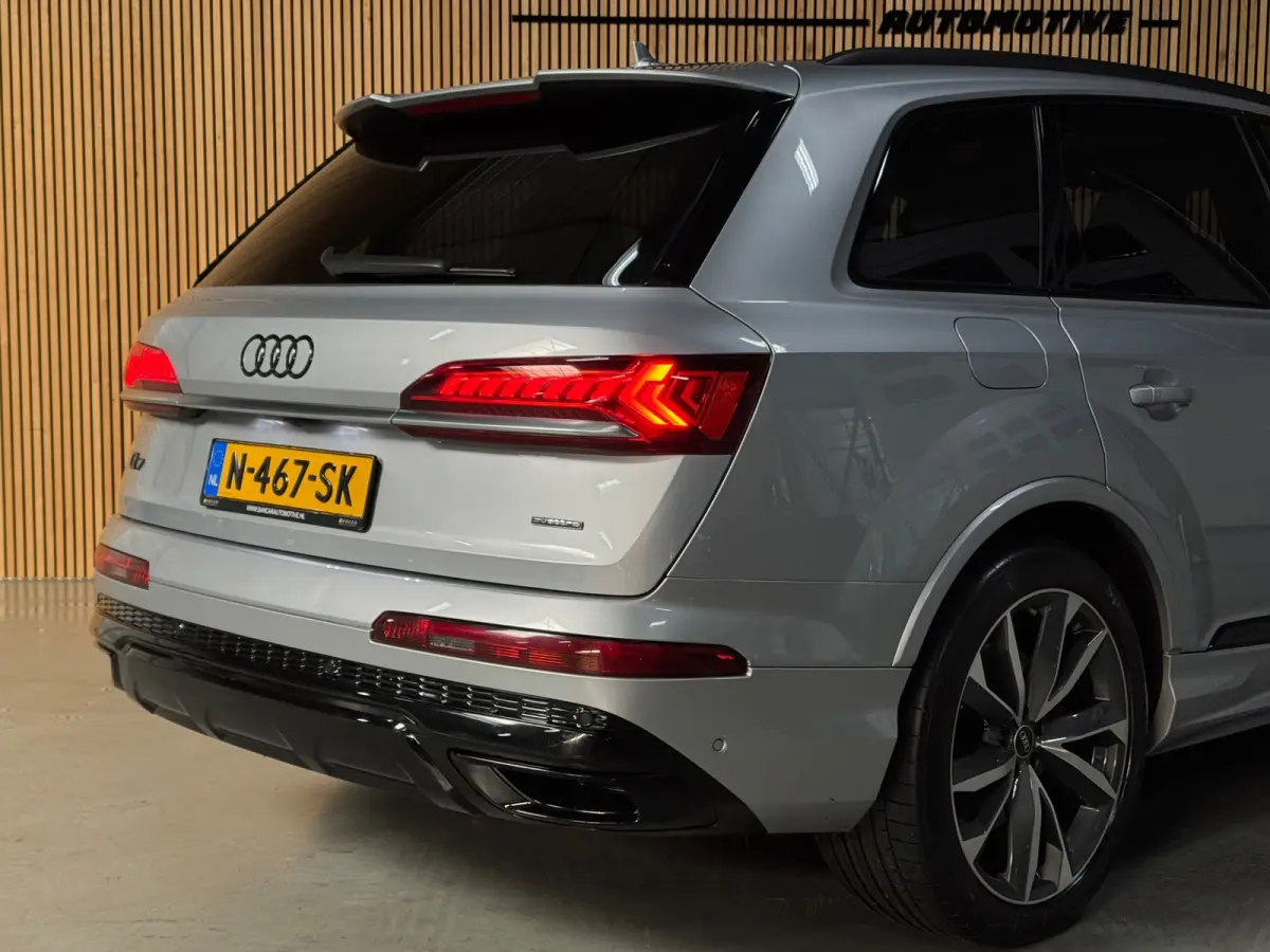 60 TFSI e quattro S Competition PANO|LUCHTVERING|TREKHAAK|HUD|B&O|AMBIENT|360 CAM|ALARM|STOELVENTILATIE|MASSAGE|21 INCH