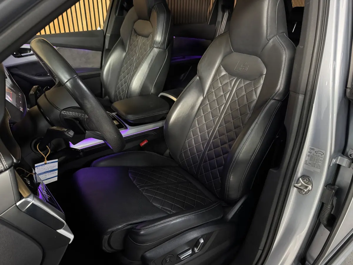 60 TFSI e quattro S Competition PANO|LUCHTVERING|TREKHAAK|HUD|B&O|AMBIENT|360 CAM|ALARM|STOELVENTILATIE|MASSAGE|21 INCH
