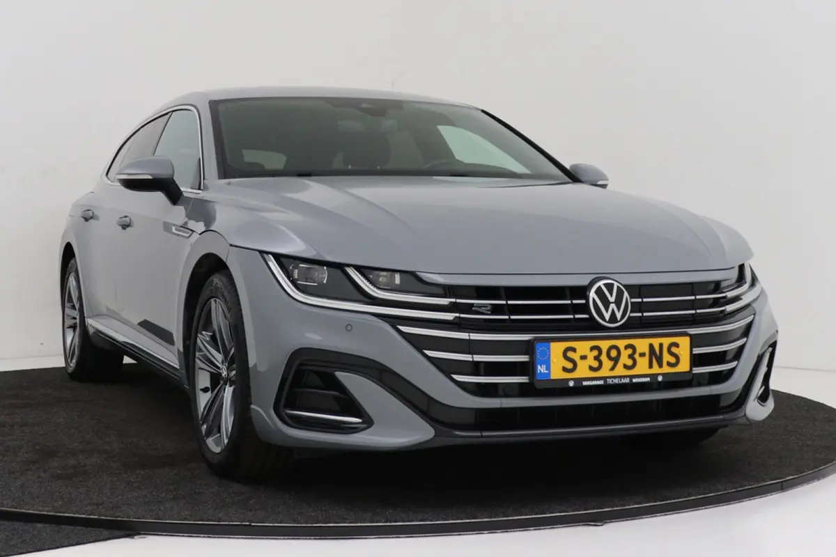 1.4 TSI eHybrid Elegance Business+ R-Line | Uitklap Trekhaak | Stoelverwarming V+A | Virtual |