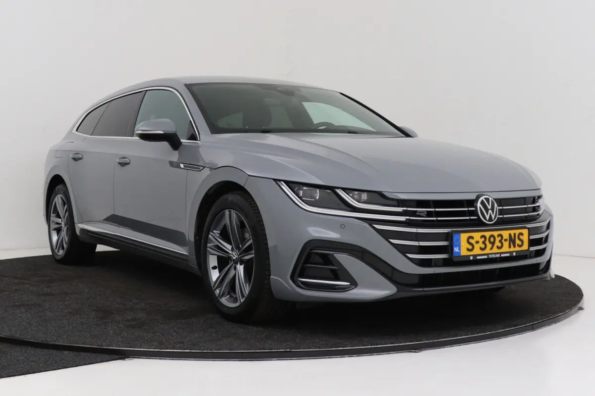 1.4 TSI eHybrid Elegance Business+ R-Line | Uitklap Trekhaak | Stoelverwarming V+A | Virtual |