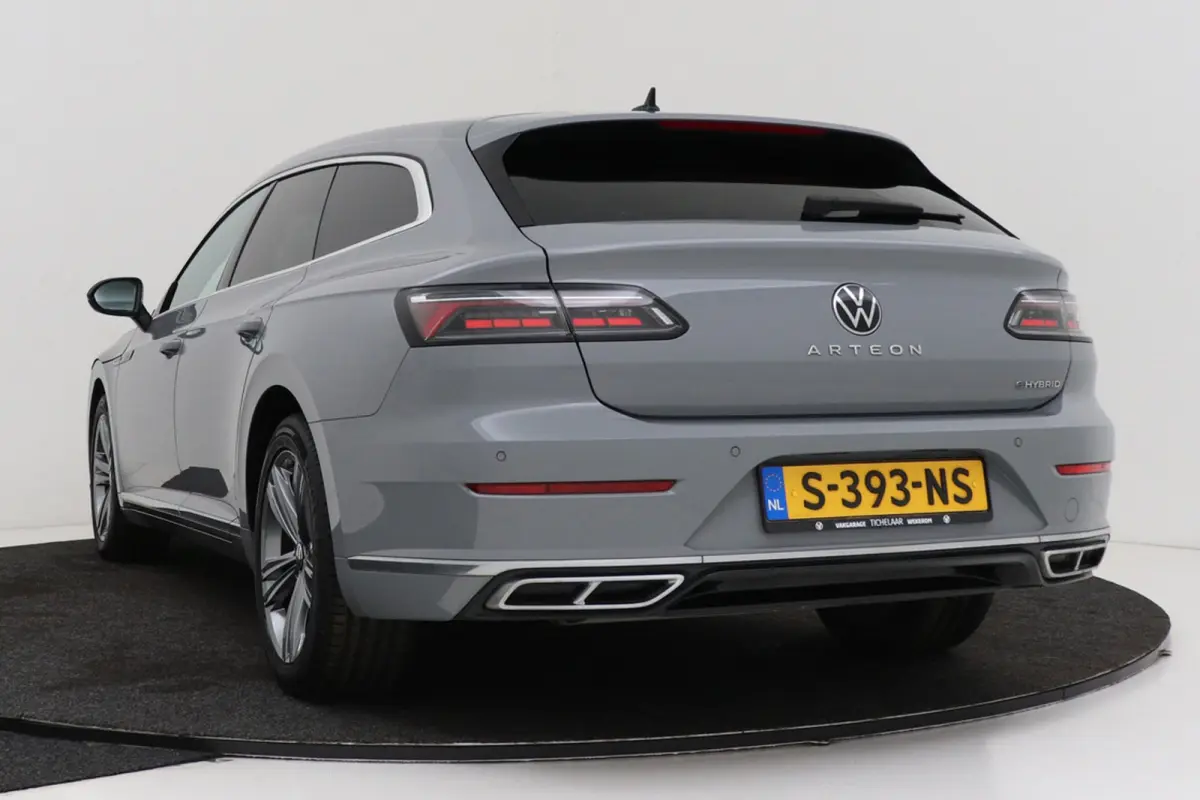 1.4 TSI eHybrid Elegance Business+ R-Line | Uitklap Trekhaak | Stoelverwarming V+A | Virtual |