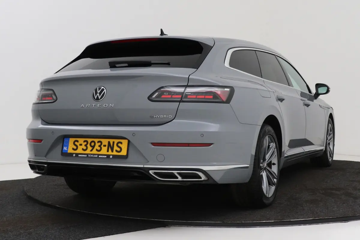 1.4 TSI eHybrid Elegance Business+ R-Line | Uitklap Trekhaak | Stoelverwarming V+A | Virtual |