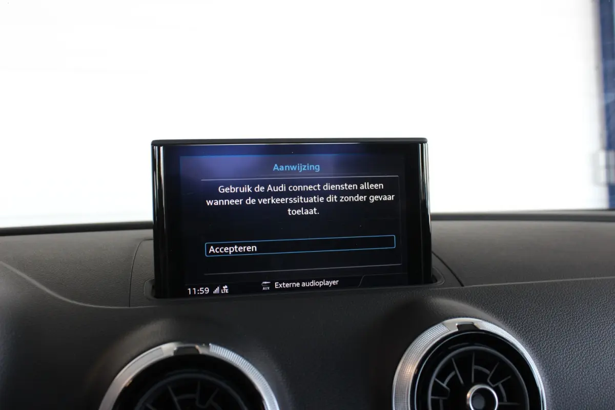 1.4 TFSI CoD S-Line Trekhaak | Sportstoelen | Xenon/LED | Bluetooth | Navi | Cruise | 17" LMV | PDC