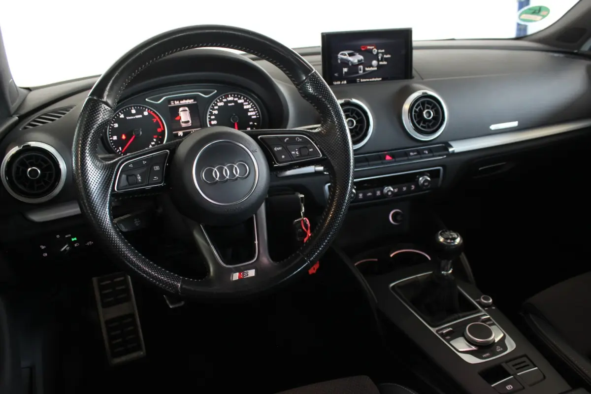 1.4 TFSI CoD S-Line Trekhaak | Sportstoelen | Xenon/LED | Bluetooth | Navi | Cruise | 17" LMV | PDC