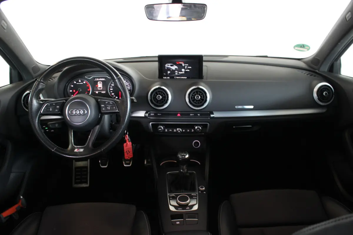 1.4 TFSI CoD S-Line Trekhaak | Sportstoelen | Xenon/LED | Bluetooth | Navi | Cruise | 17" LMV | PDC