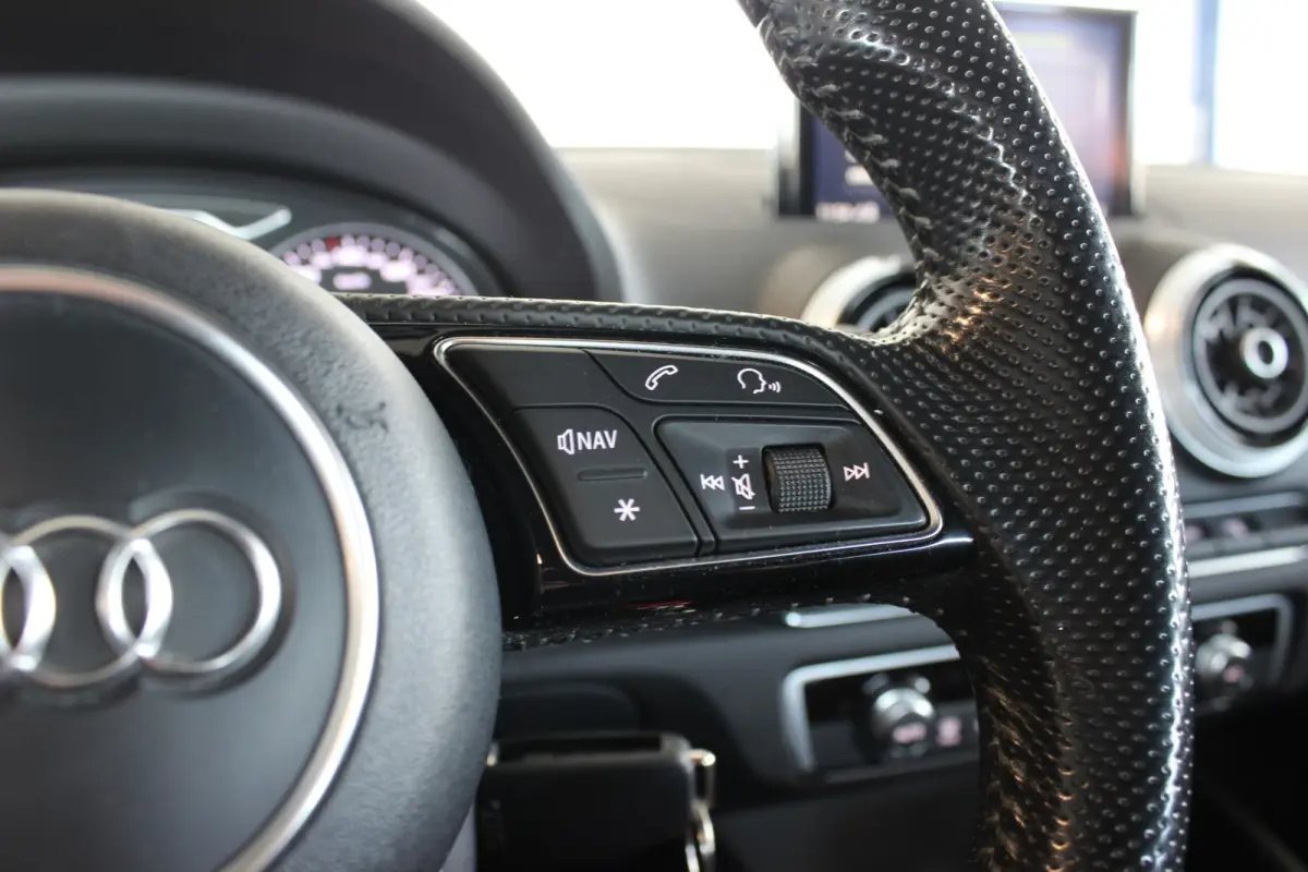 1.4 TFSI CoD S-Line Trekhaak | Sportstoelen | Xenon/LED | Bluetooth | Navi | Cruise | 17" LMV | PDC