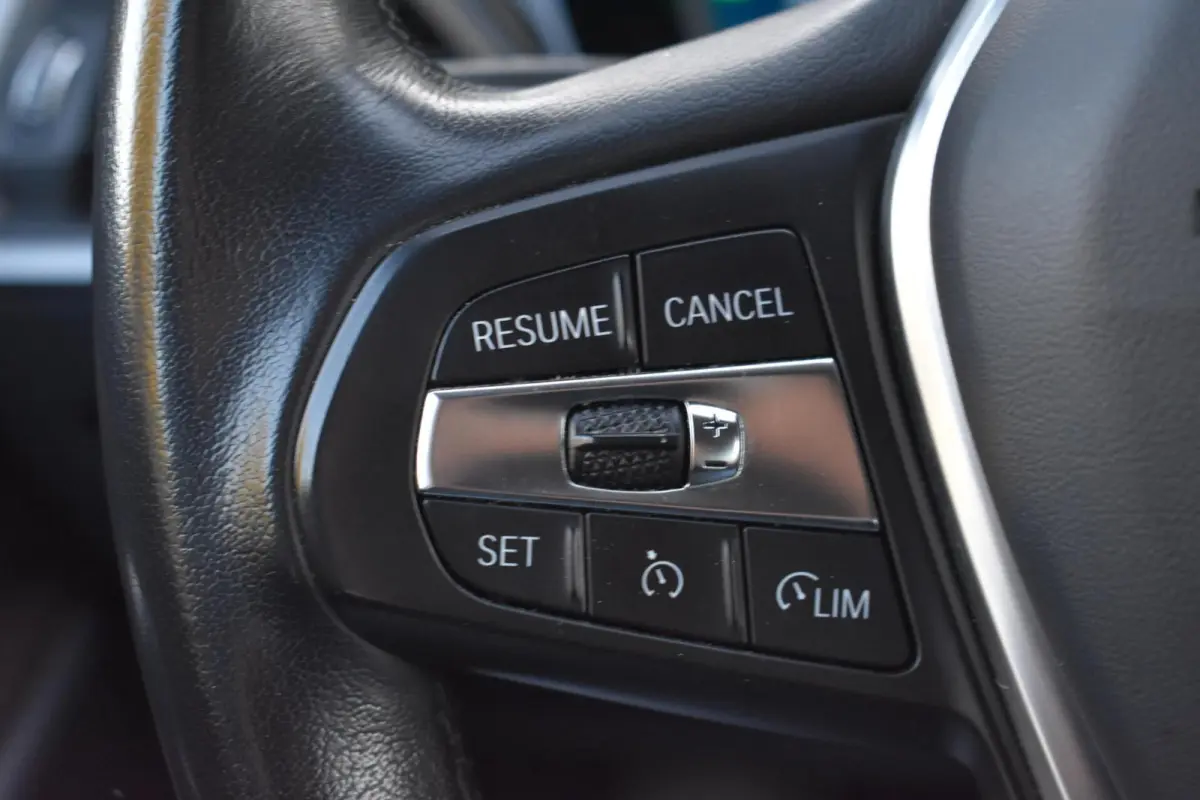 320e Business Edition Plus | Leder | Camera | Stoelverwarming |