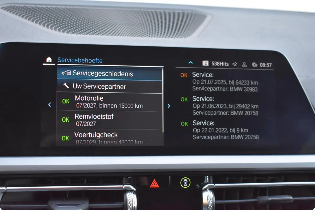 320e Business Edition Plus | Leder | Camera | Stoelverwarming |