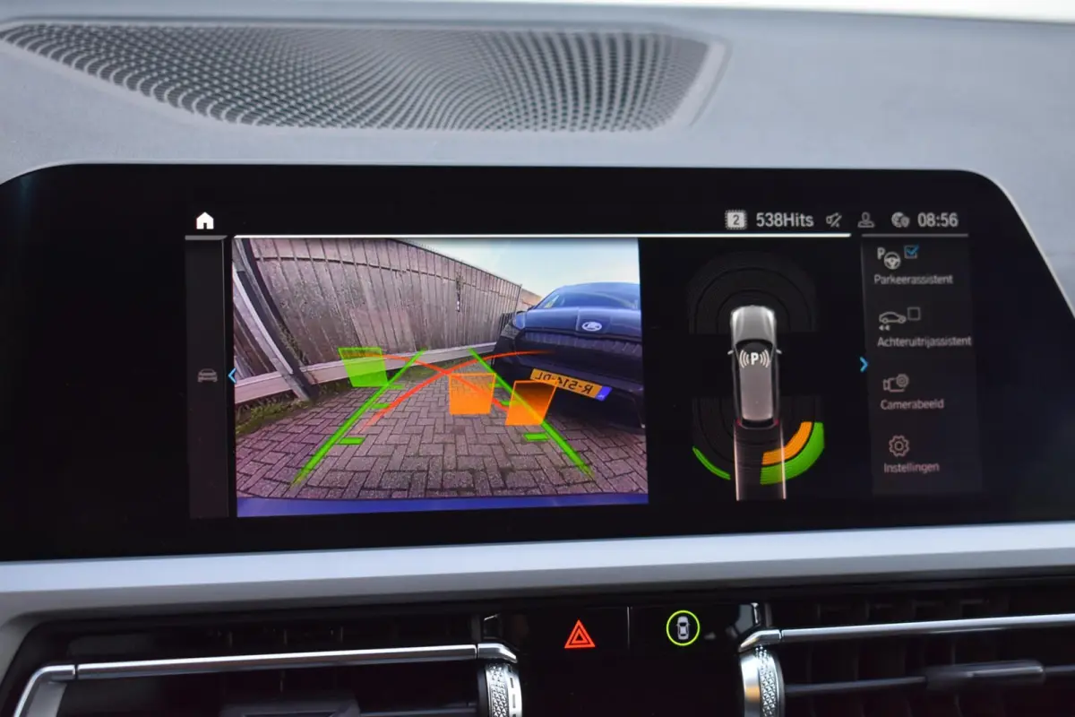 320e Business Edition Plus | Leder | Camera | Stoelverwarming |