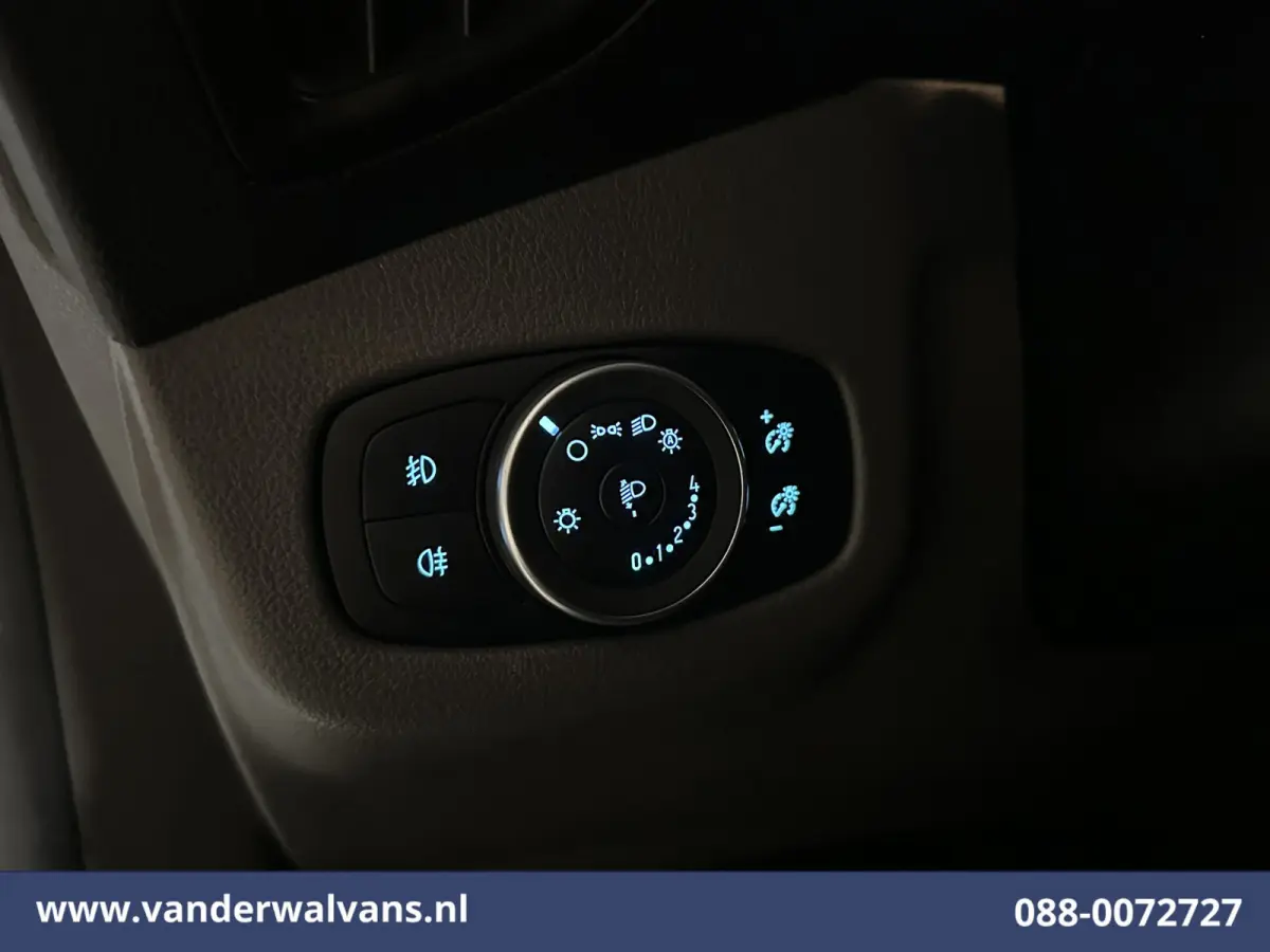 1.5 EcoBlue 100pk L1H1 Full Option Euro6 Airco | Cruisecontrol | Apple Carplay | Camera | Navigatie parkeersensoren, stoelverwarming, android auto, verwarmde voorruit