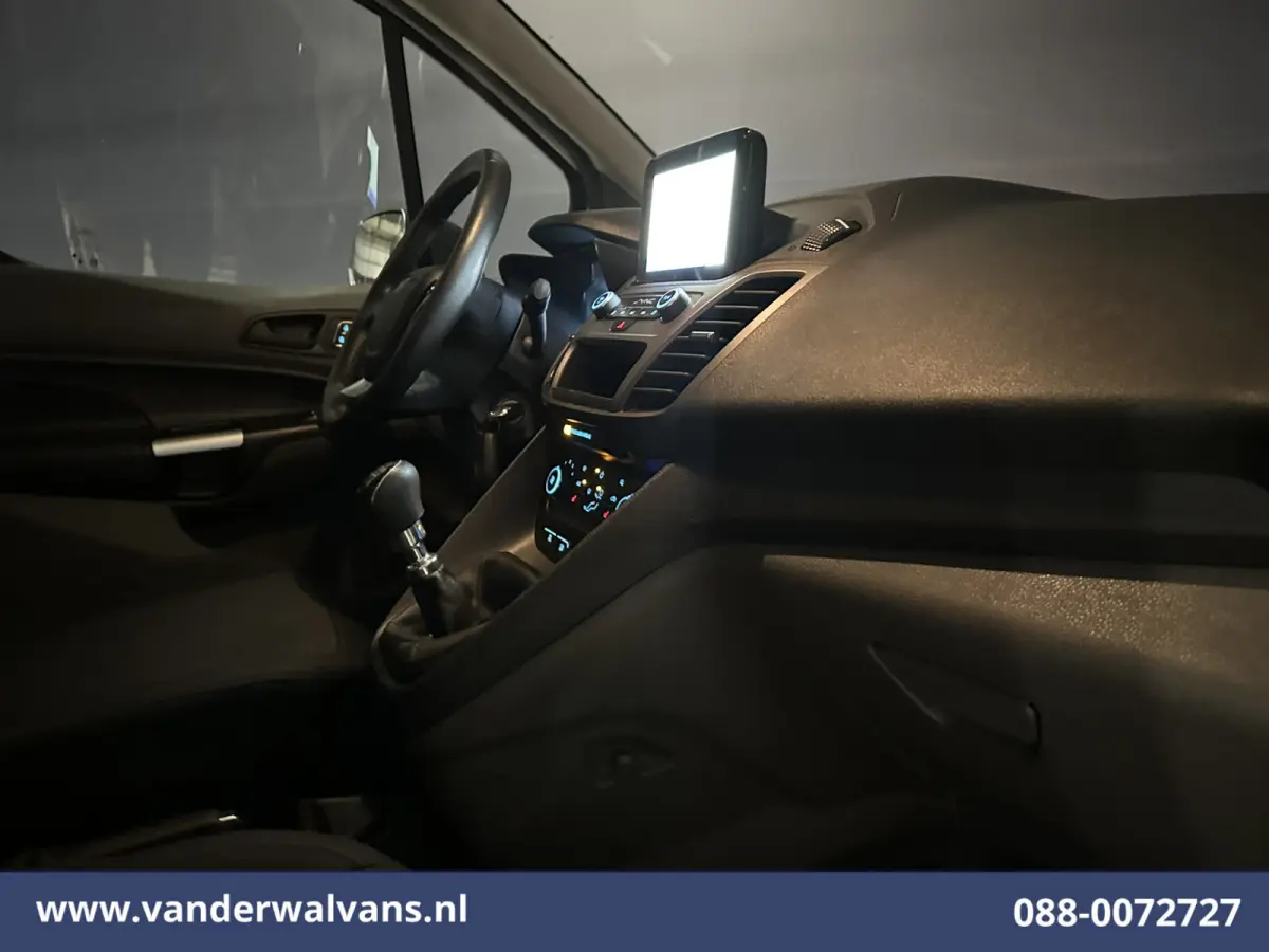 1.5 EcoBlue 100pk L1H1 Full Option Euro6 Airco | Cruisecontrol | Apple Carplay | Camera | Navigatie parkeersensoren, stoelverwarming, android auto, verwarmde voorruit