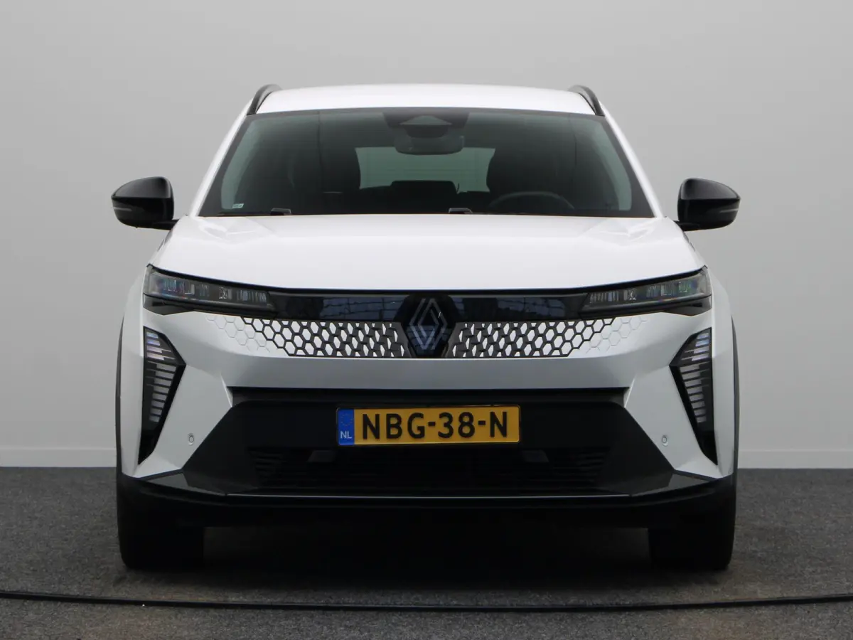 EV87 long range esprit Alpine | 98% accu score | Stoel- en stuurwielverwarming | Vierseizoenbanden |