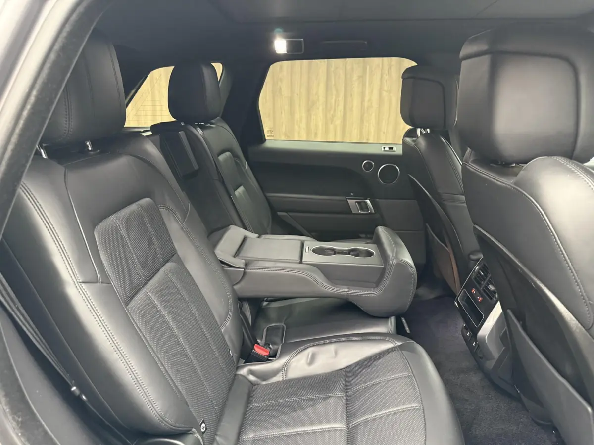 2.0 P400e Autobiography Dynamic Luchtvering|Pano|Hybride|Trekhaak