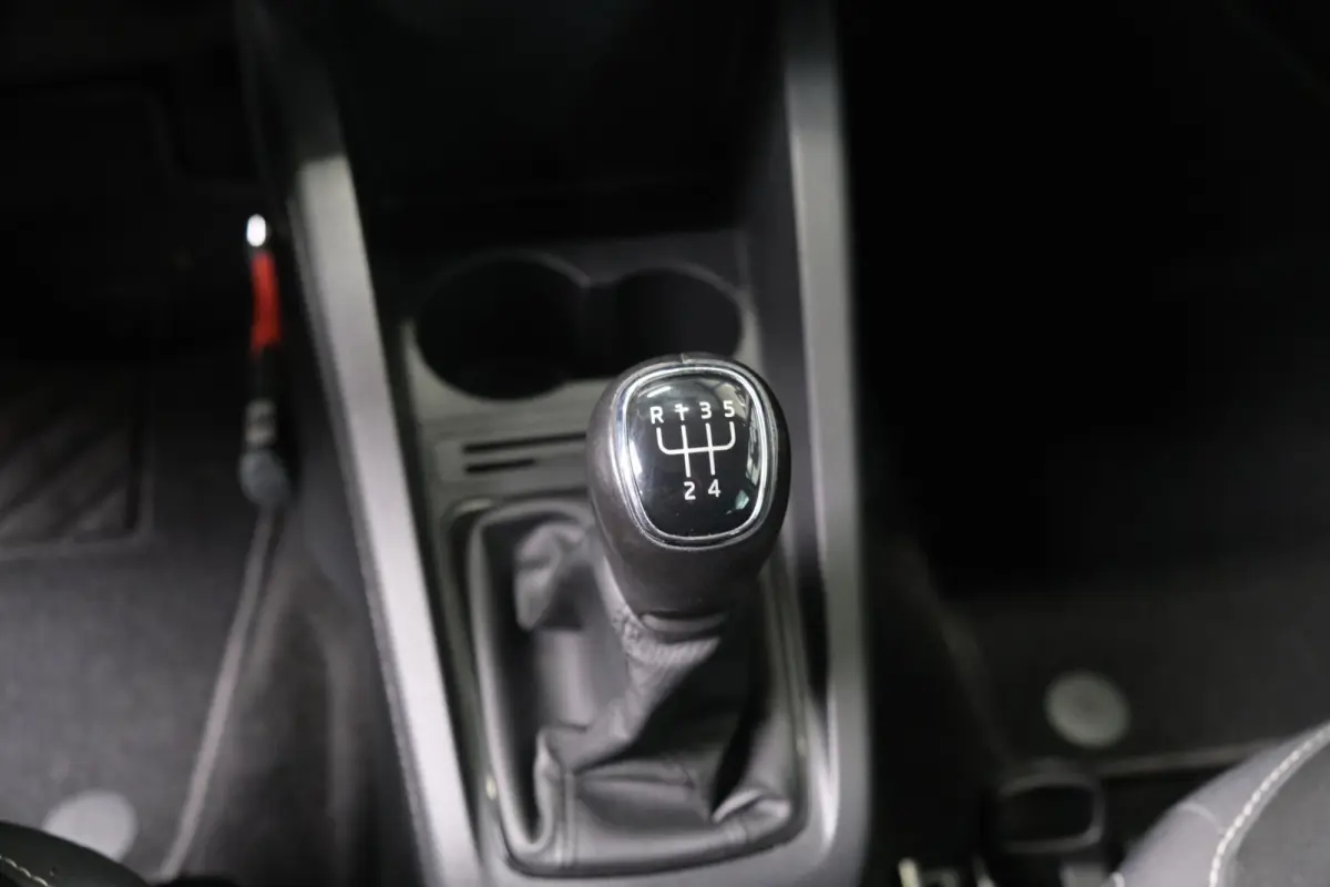 1.0 TSI Ambition - N.A.P. Airco, Cruise, Carplay.